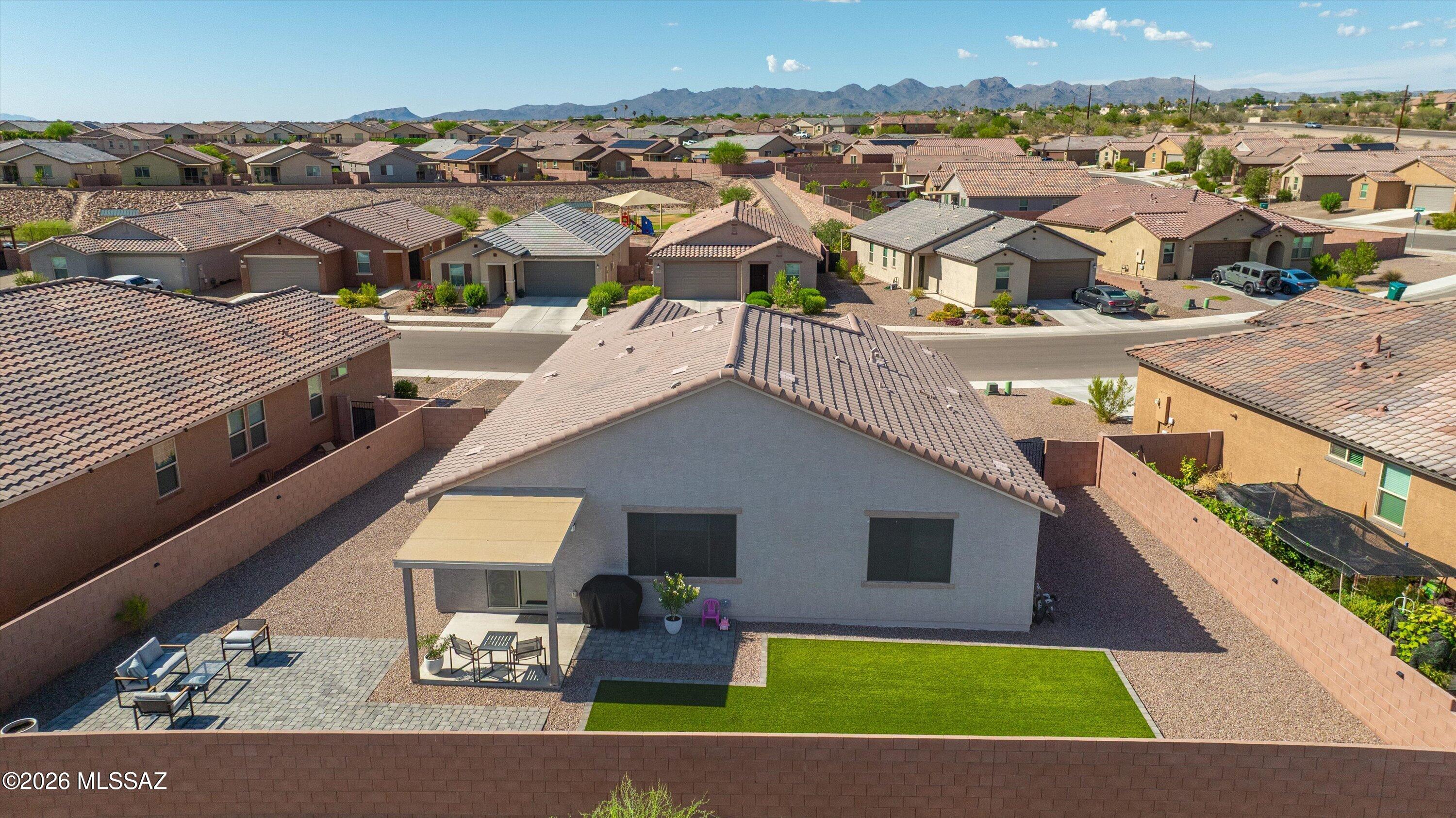 De Anza - Residential