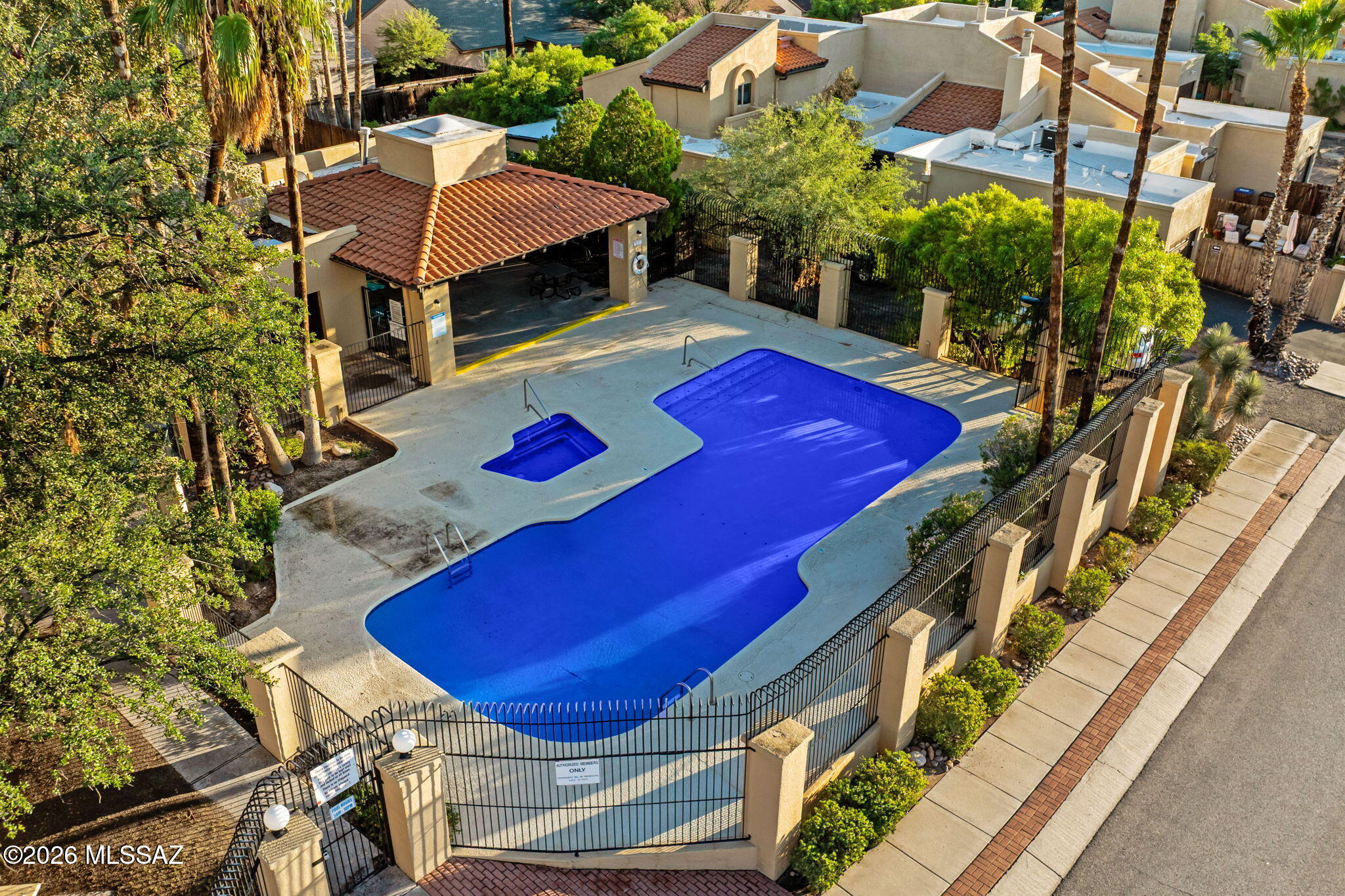 Gatewood Pointe Townhomes(1-138)BK.(1) - Residential