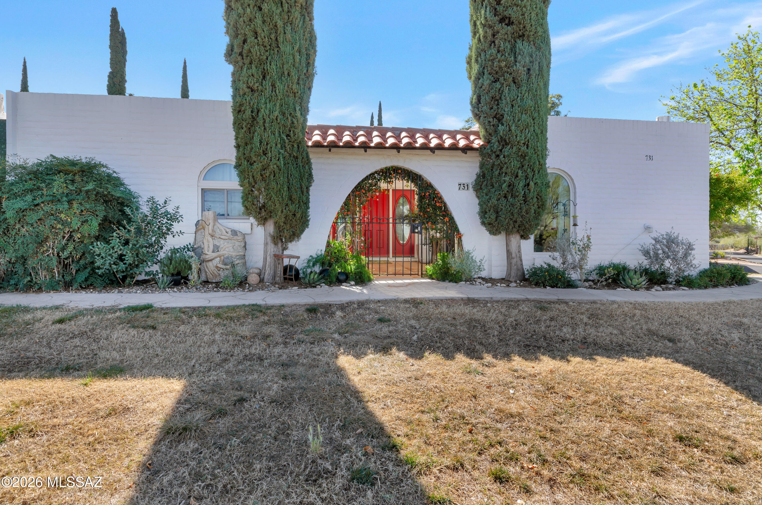 Las Lomitas (1) - Residential