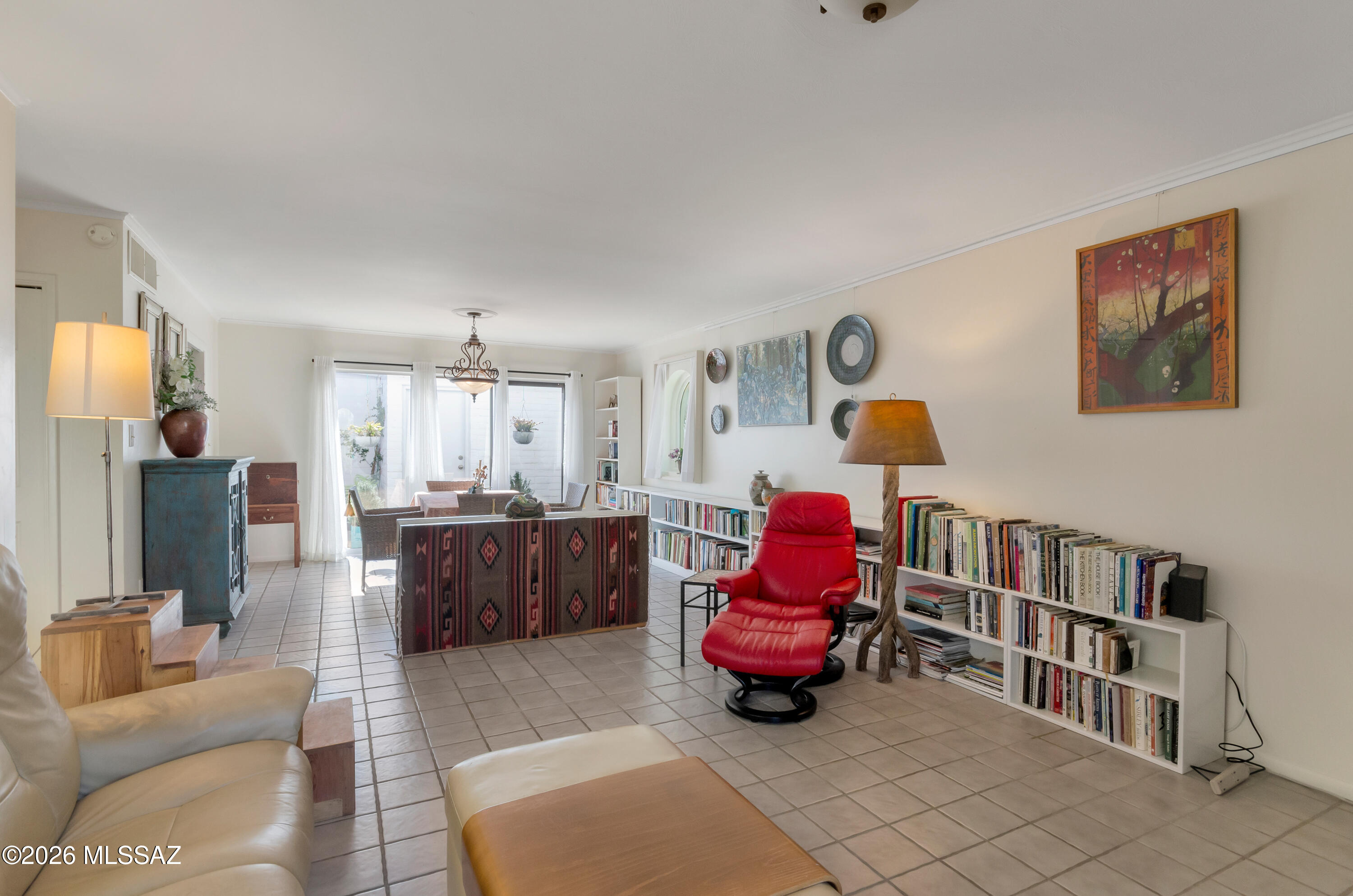 Las Lomitas (1) - Residential