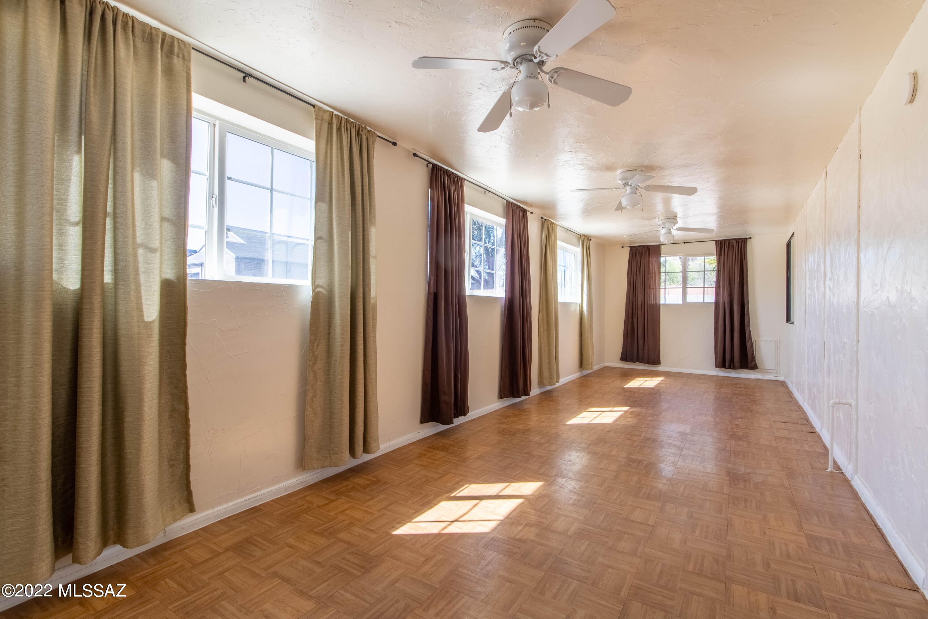 Meadowbrook (1-56) - Residential Lease