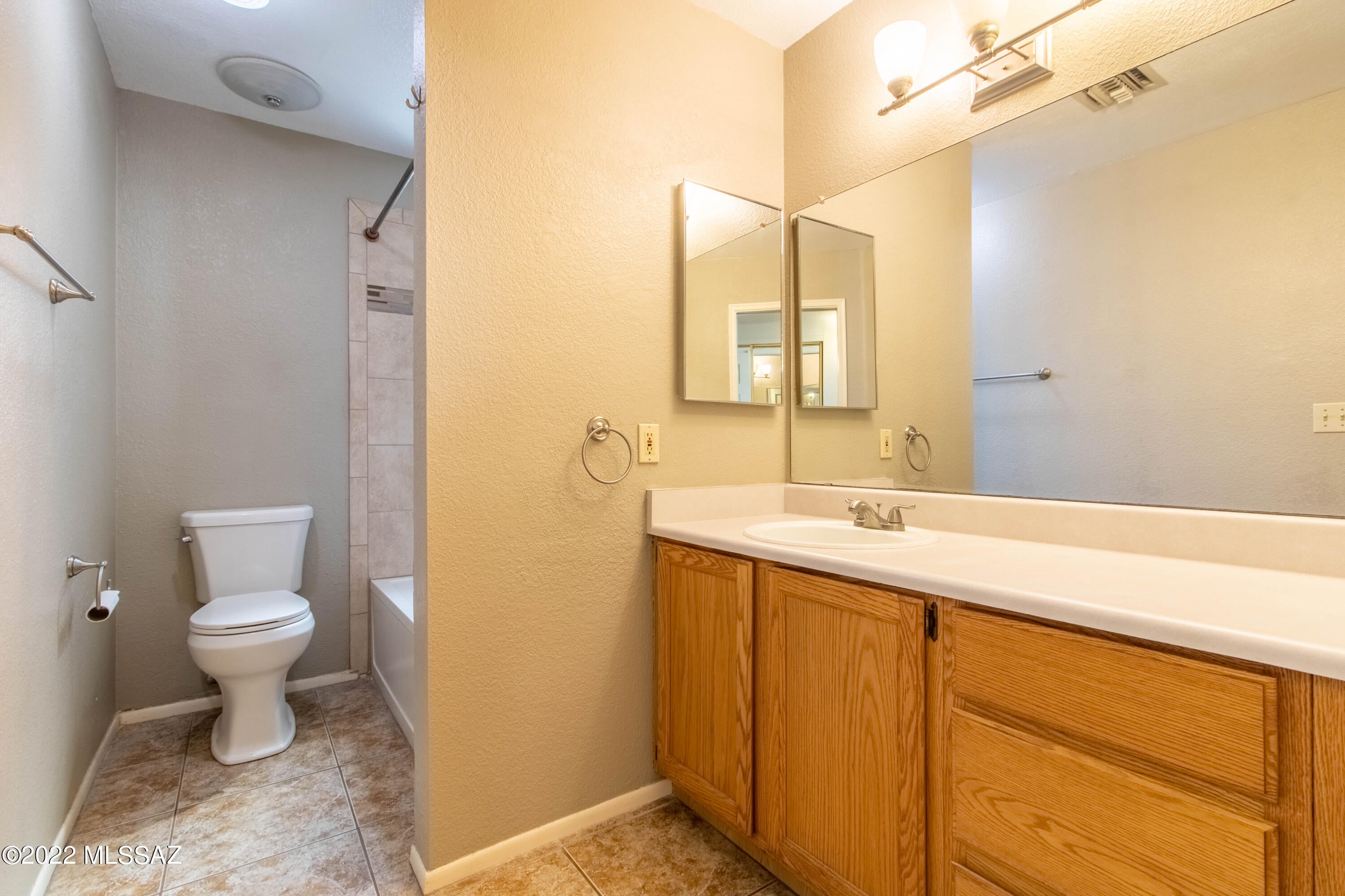 Meadowbrook (1-56) - Residential Lease