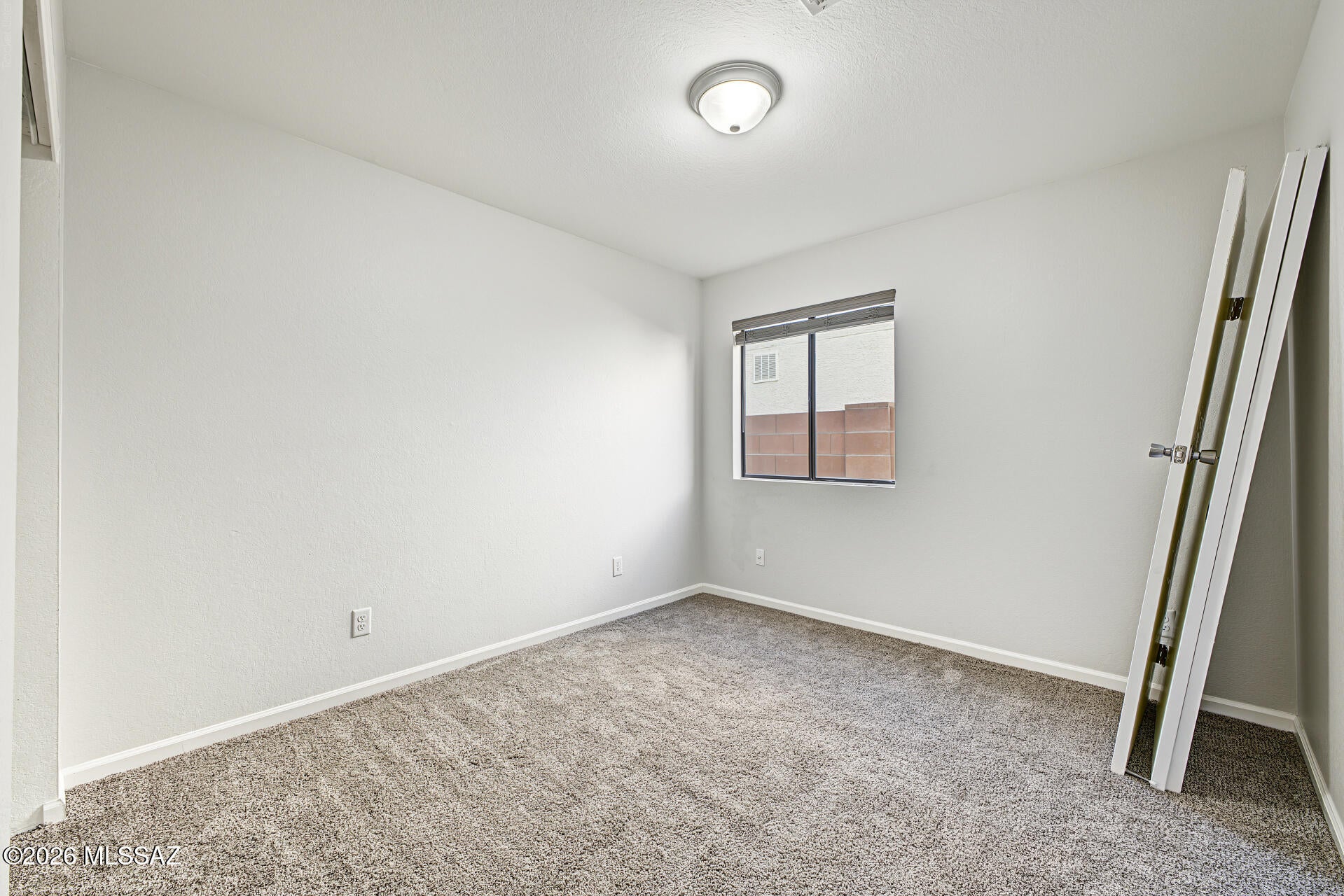 Country Club(1-221) - Residential