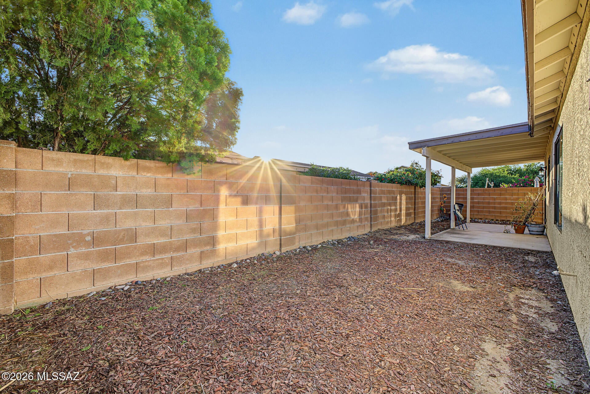 Country Club(1-221) - Residential
