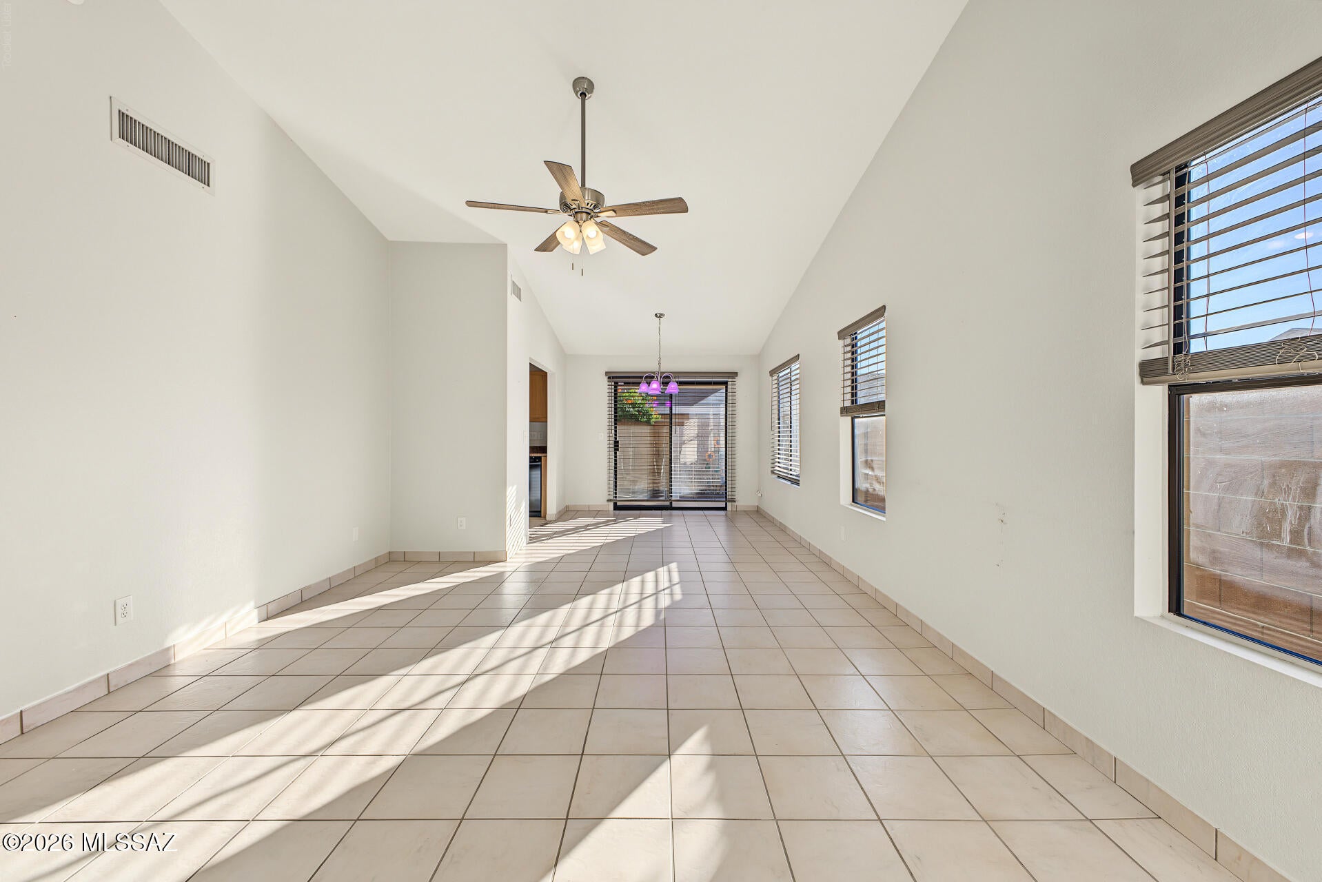 Country Club(1-221) - Residential