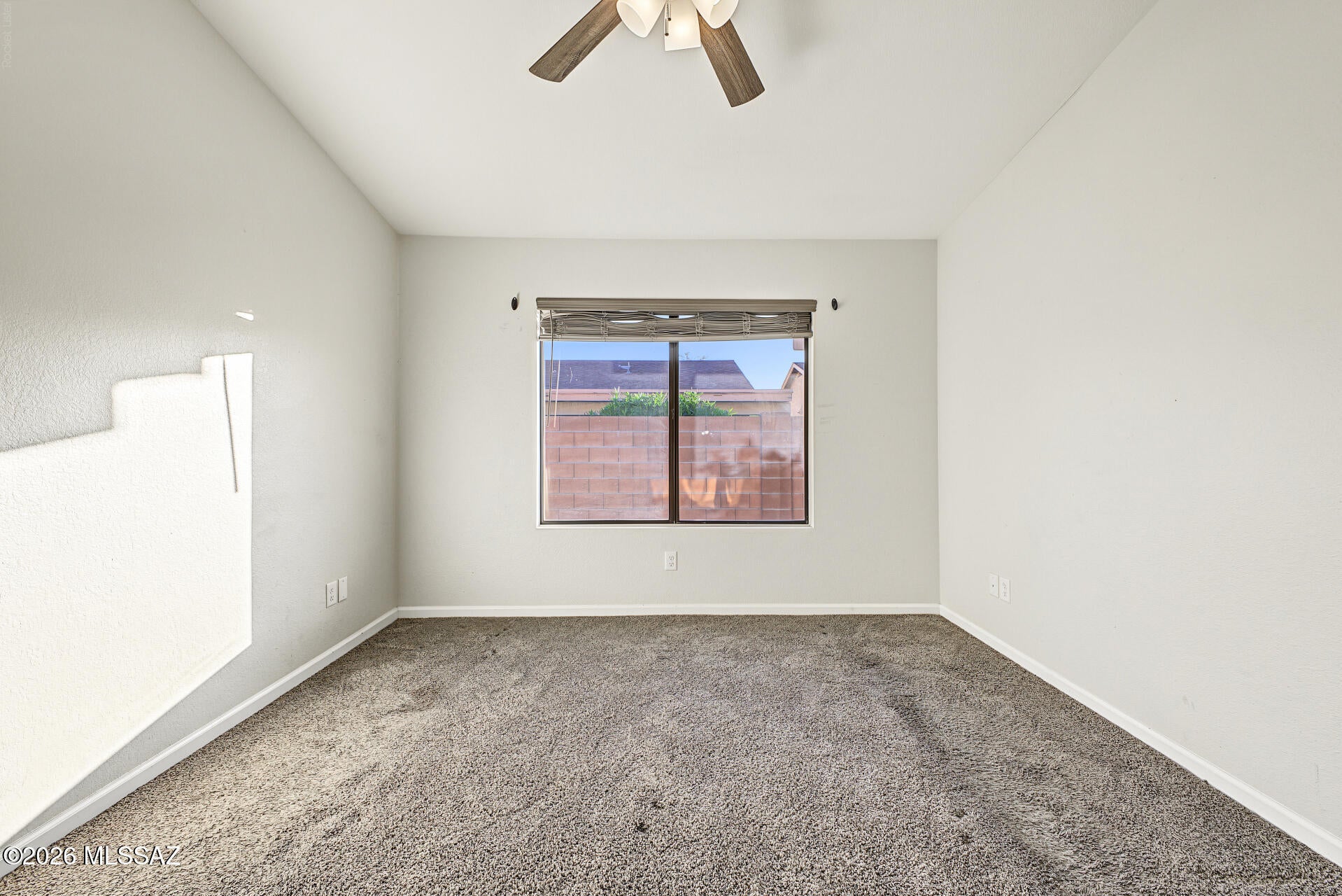 Country Club(1-221) - Residential