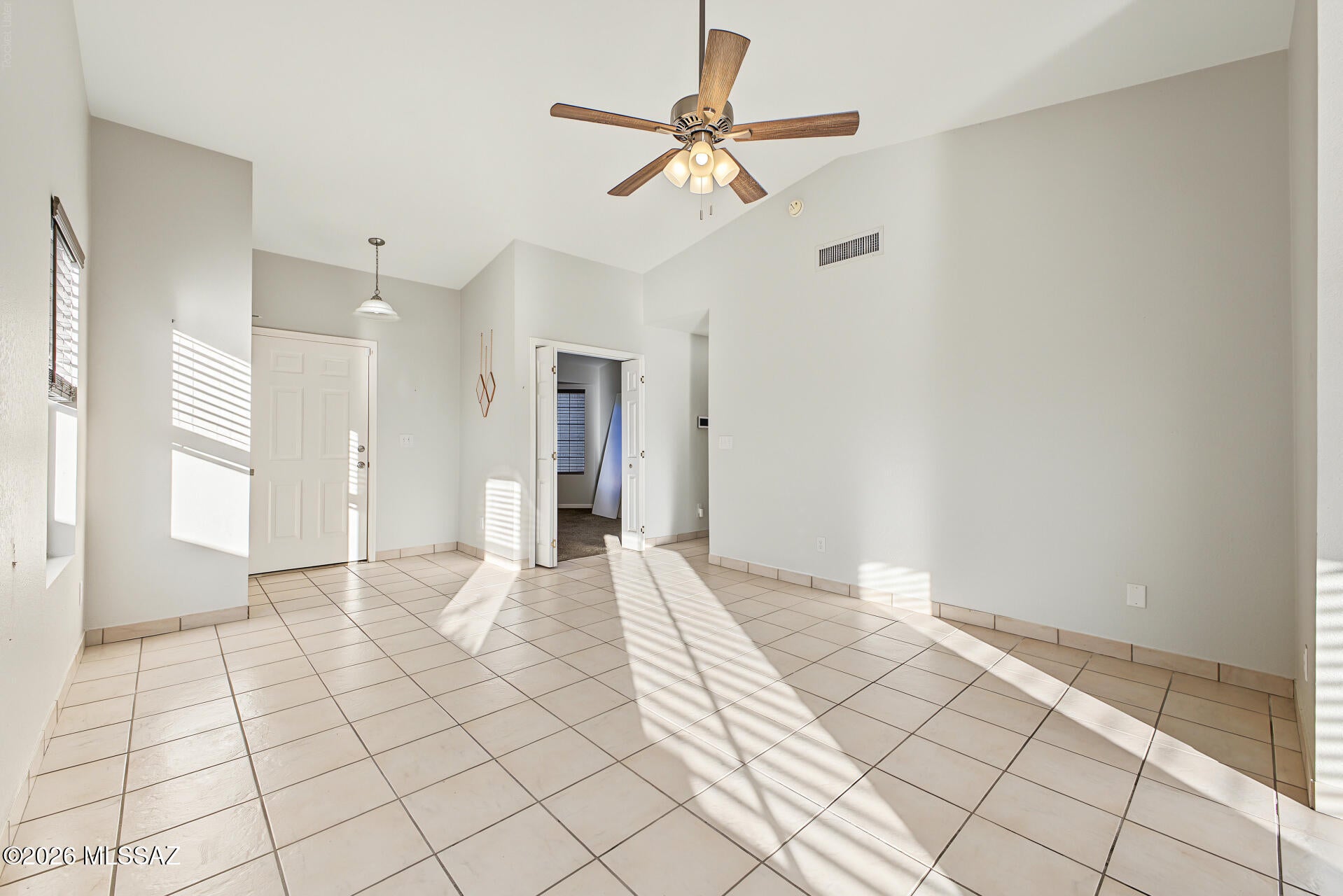 Country Club(1-221) - Residential