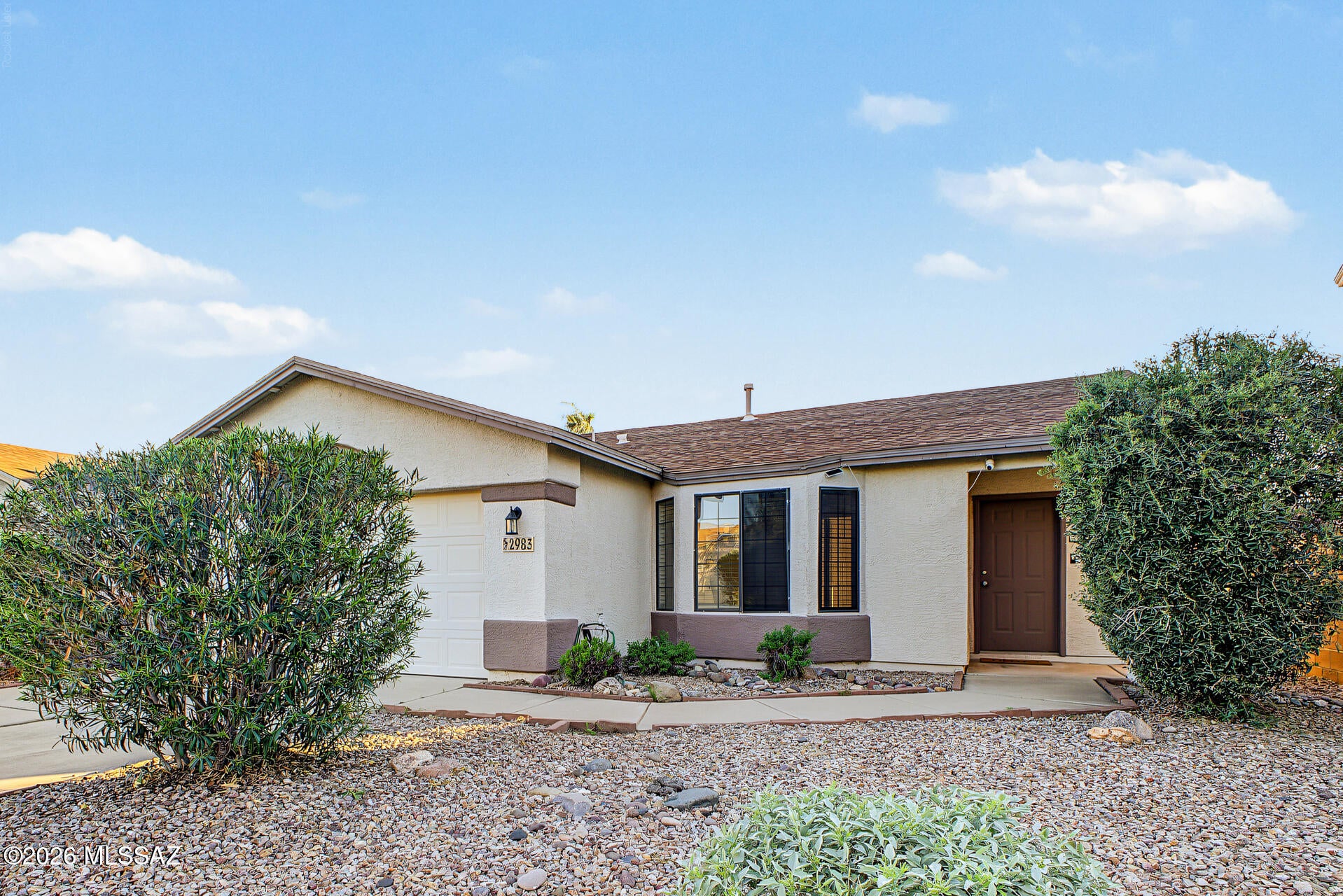 Country Club(1-221) - Residential