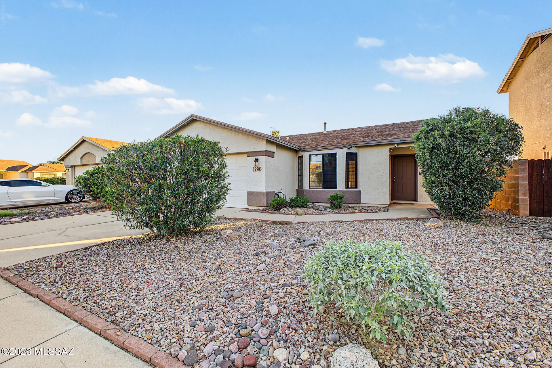 Country Club(1-221) - Residential