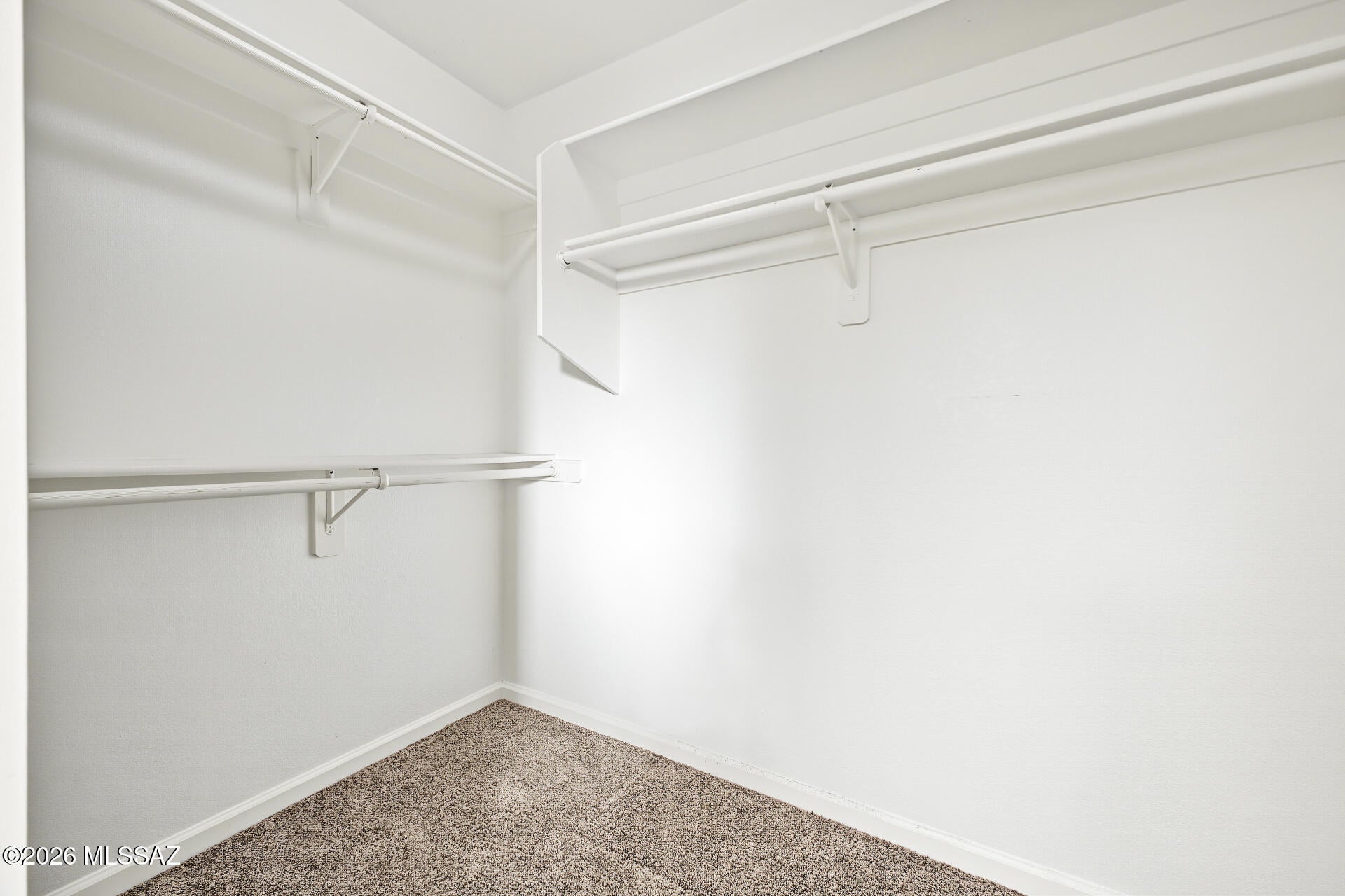 Country Club(1-221) - Residential
