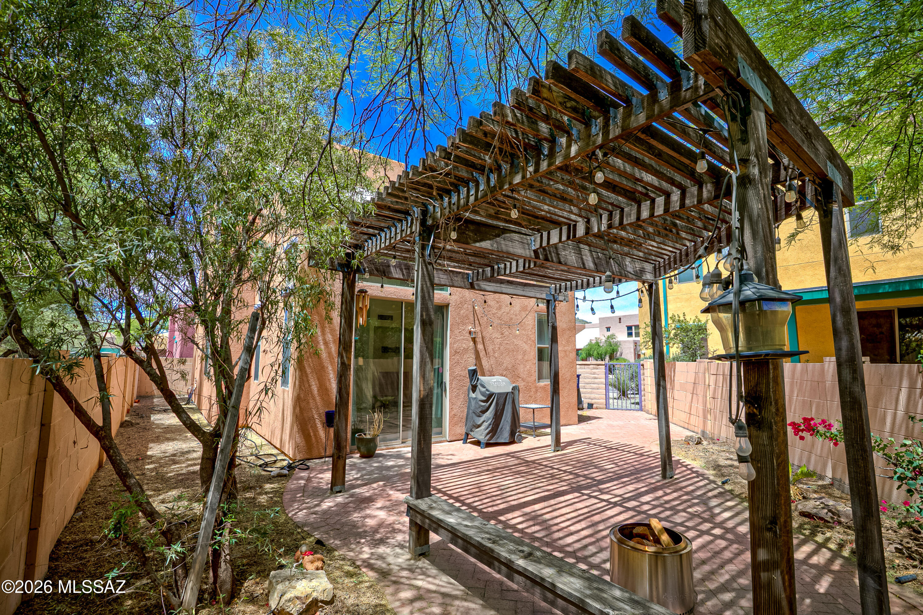 Paseo Estrella (1-104) - Residential