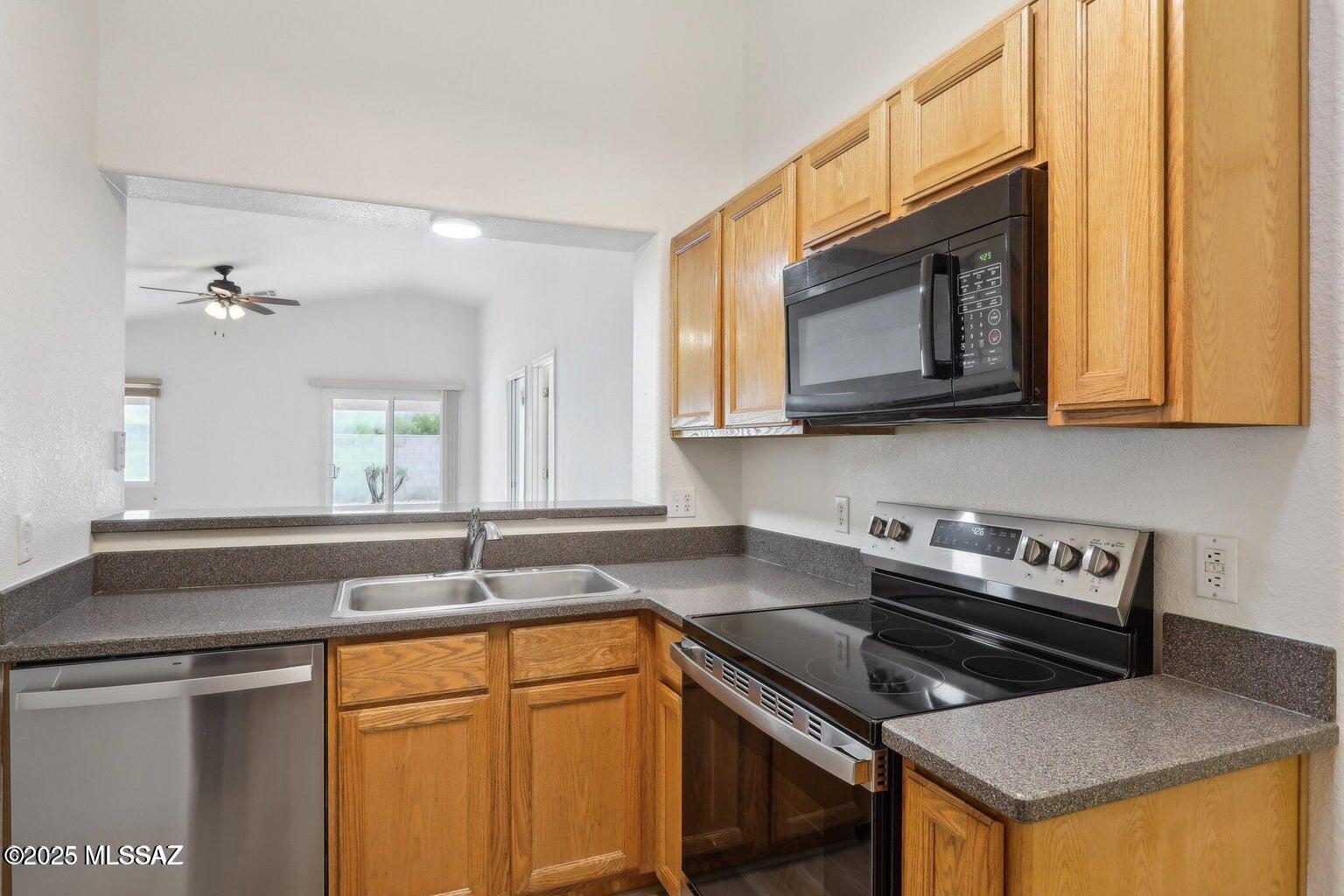 Rancho Vistoso Nhbd 2 Phase 1 - Residential Lease