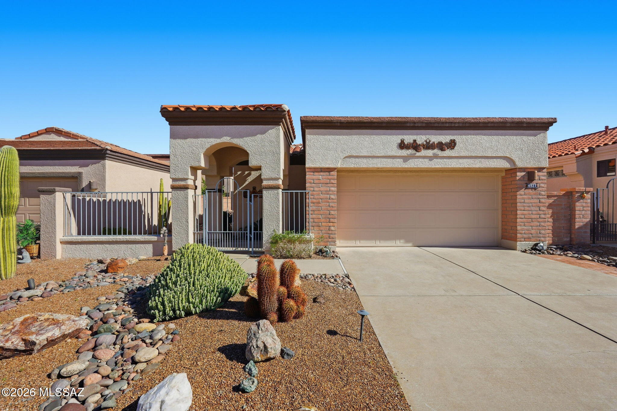 San Ignacio Vistas (1-223) - Residential