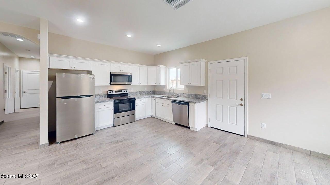 El Rio Acres - Residential Lease