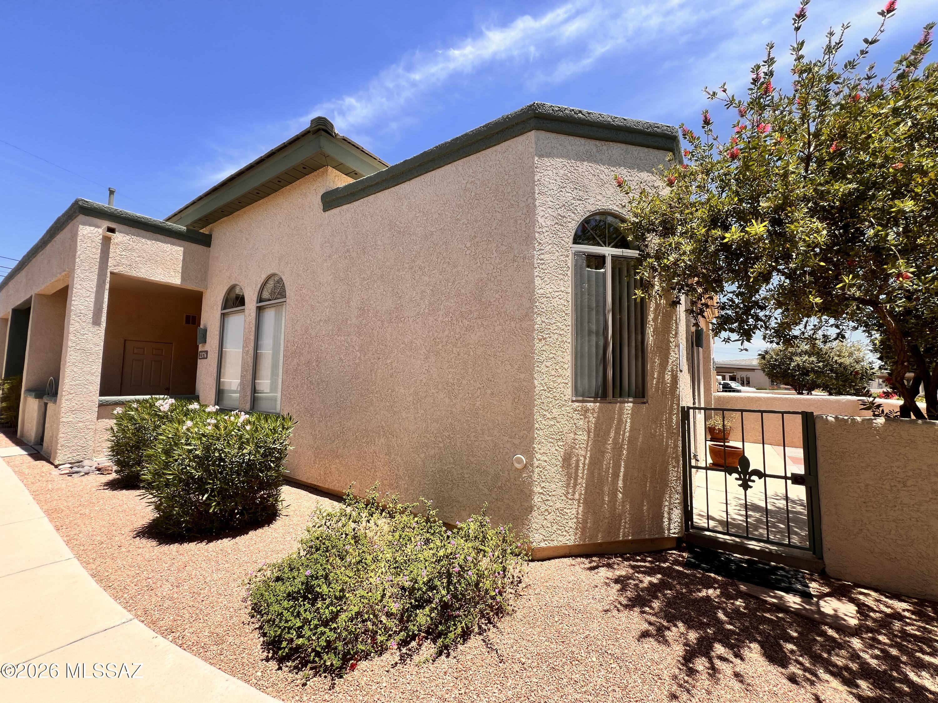 Mona Lisa Village (1-100) - Residential Lease