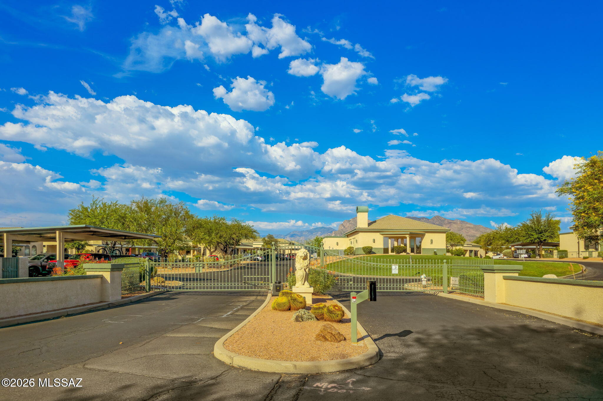 Mona Lisa Village (1-100) - Residential Lease