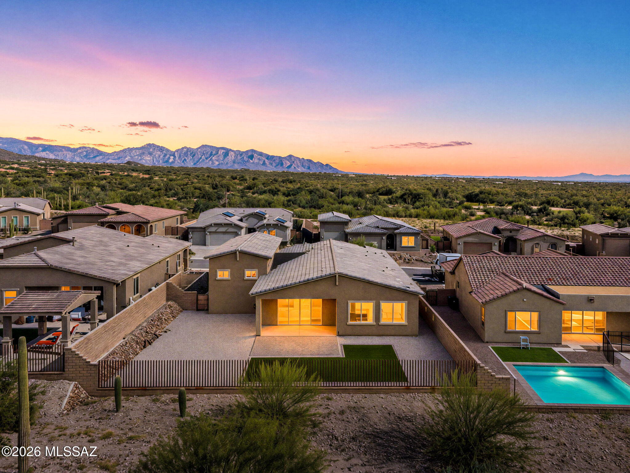 Los Saguaros At Dove Mountain SQ20121640199 - Residential