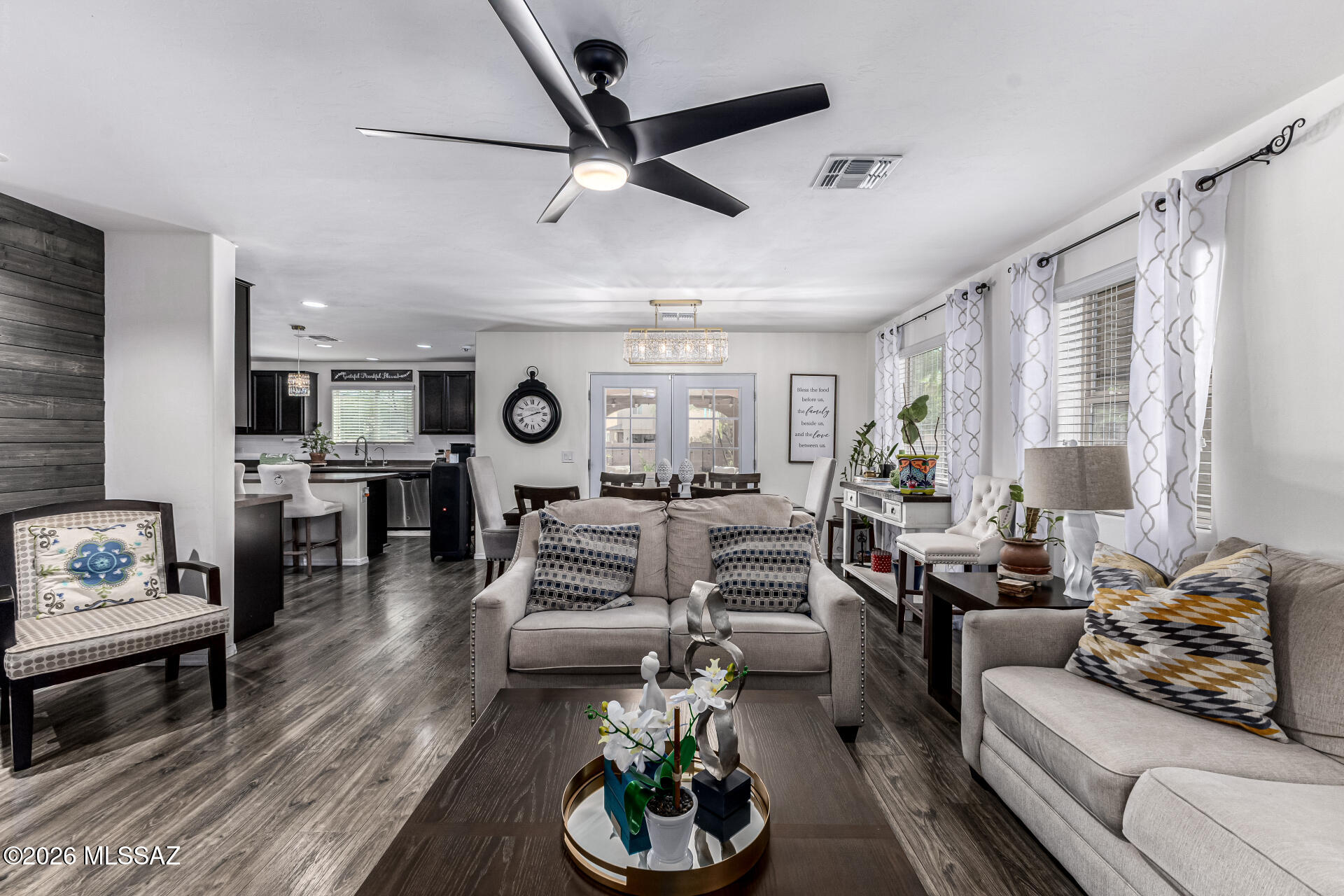 Los Arroyos Resub - Residential