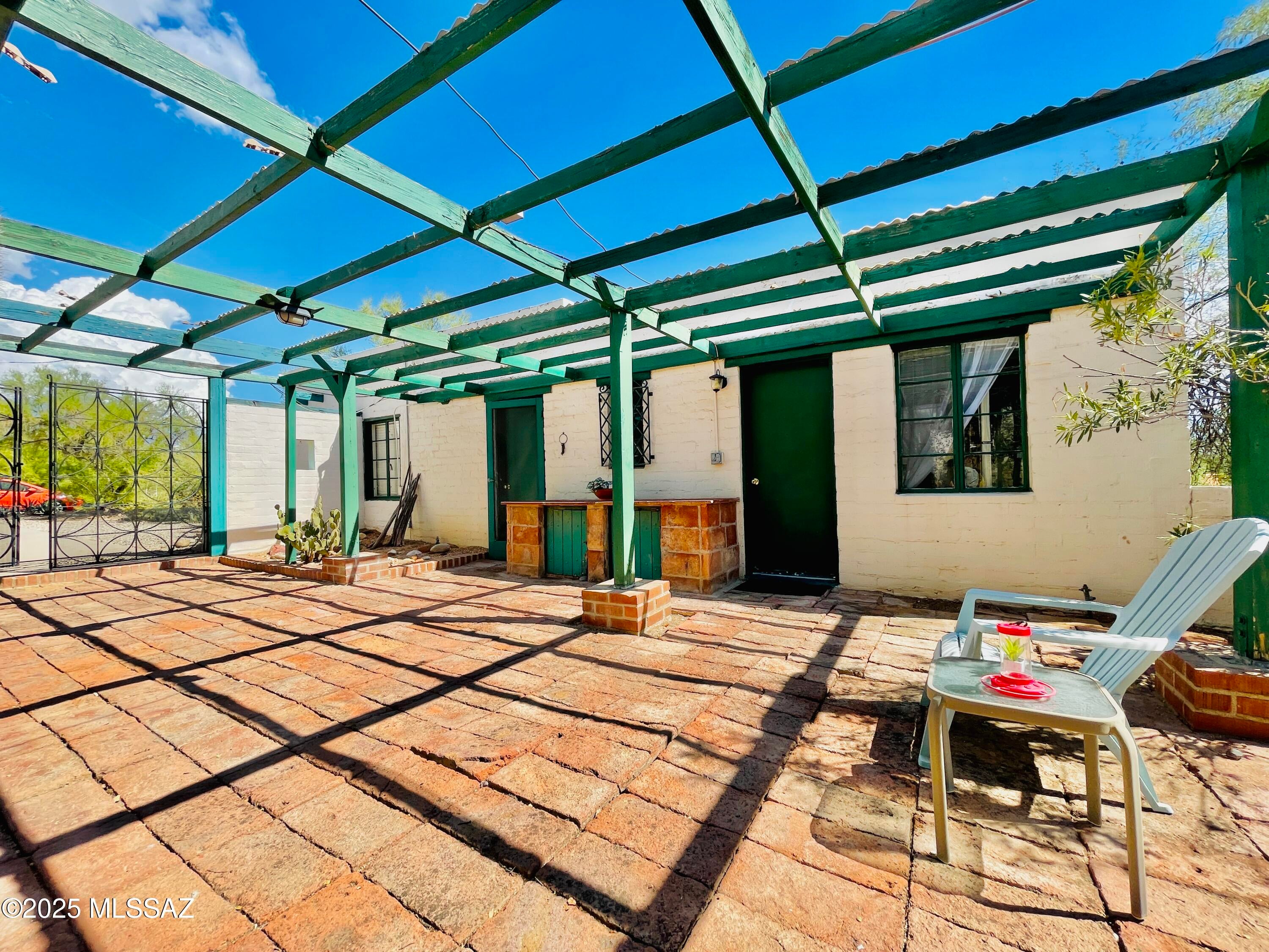 Unsubdivided - Residential Lease