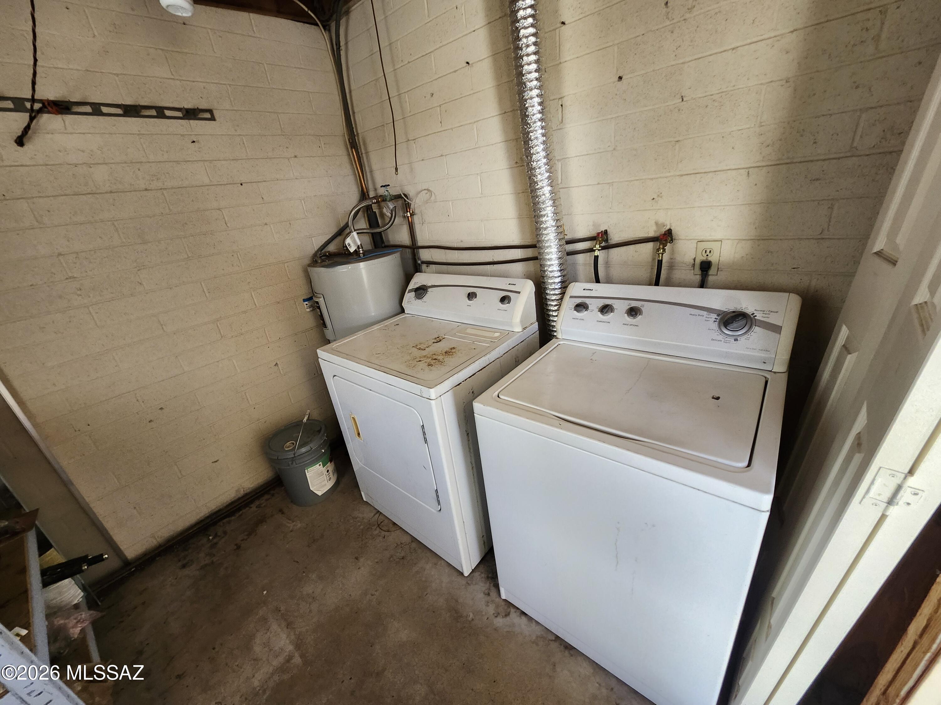 Rolling Hills Towne House - Residential Lease