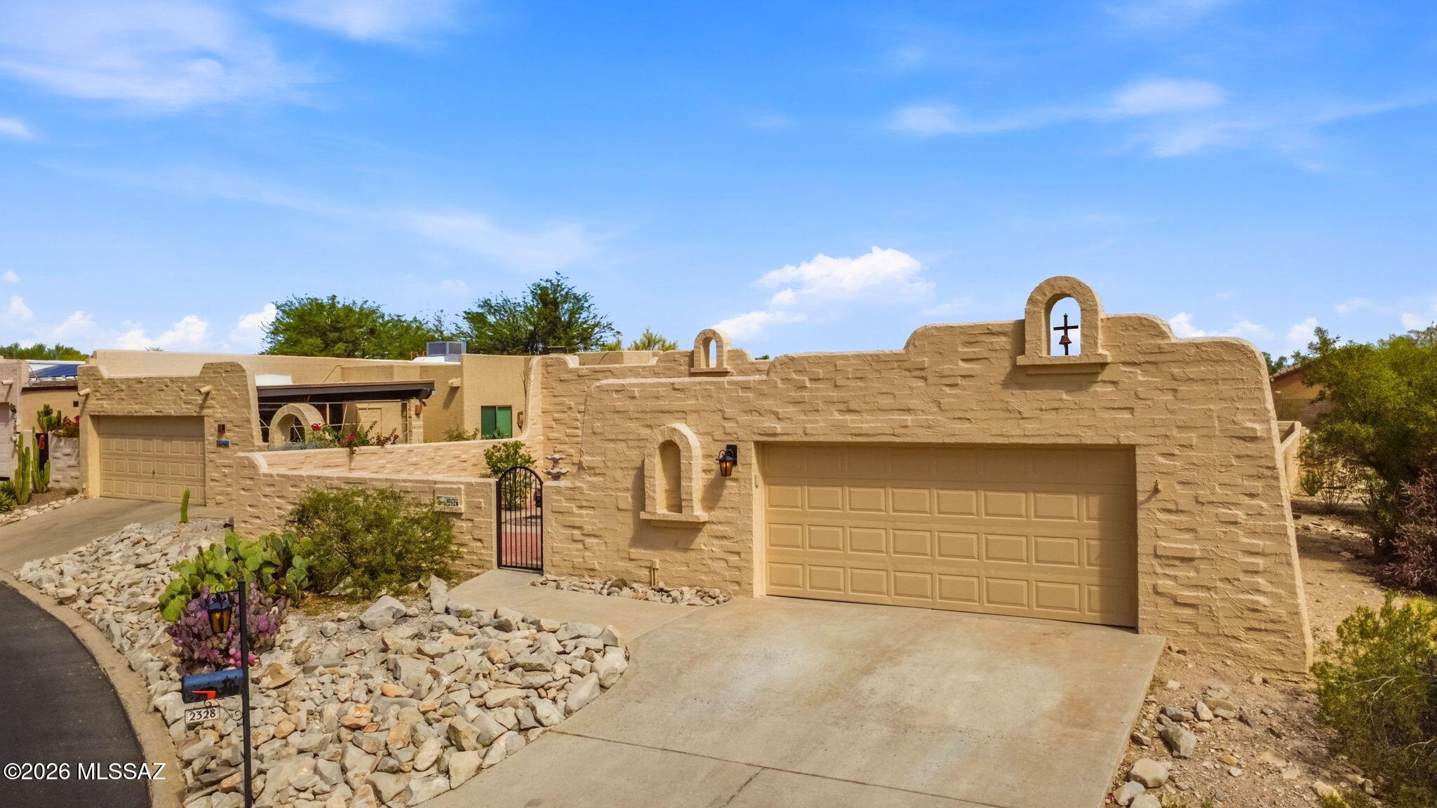 Ladera Brisas Townhouses (1-106) - Residential