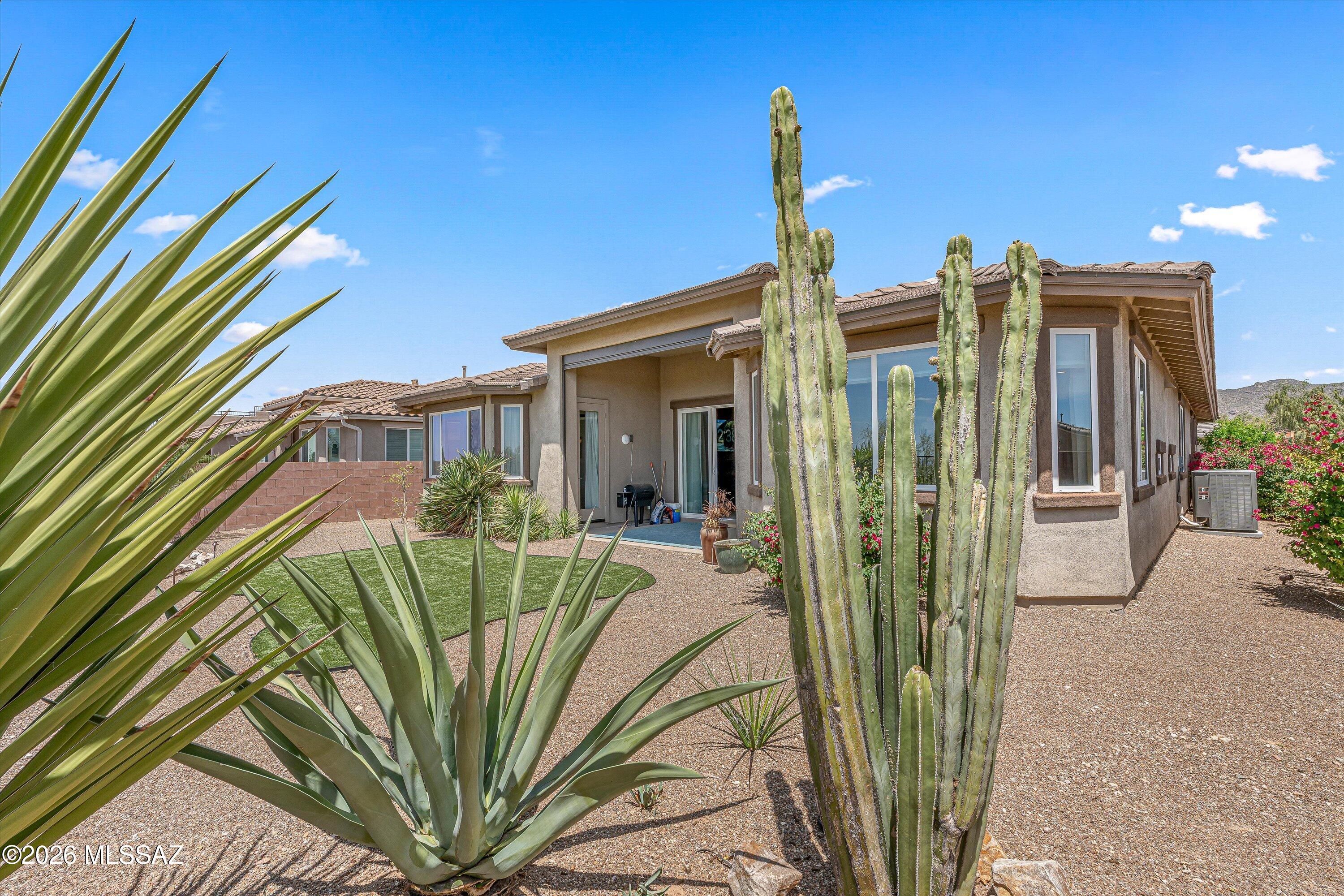 Golden Barrel Place At Dove Mountain SQ20141710079 - Residential