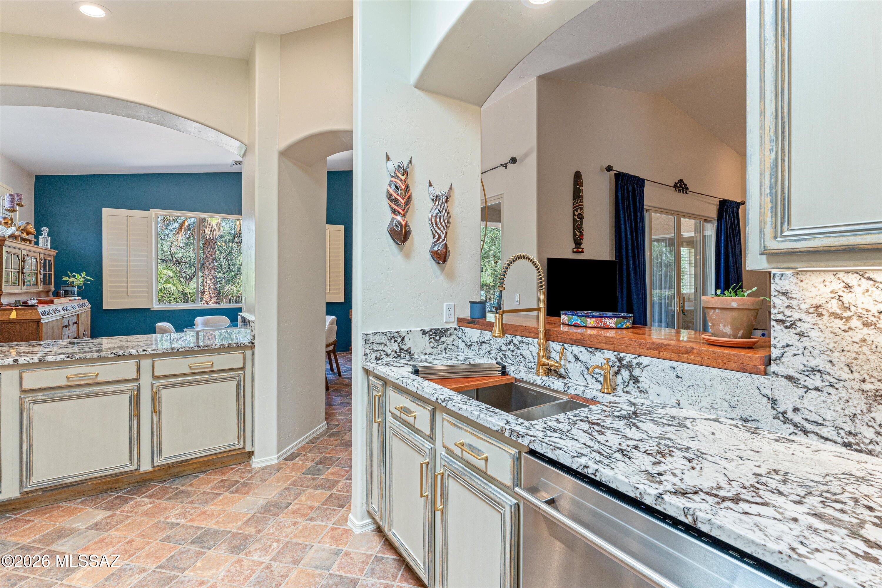 Sabino Hills (1-70) - Residential