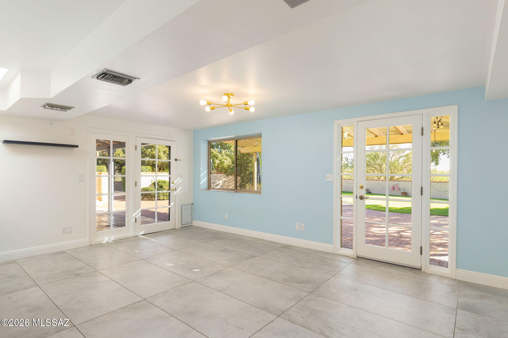 Skyline Bel Air Estates (299-333 & 347-357) - Residential