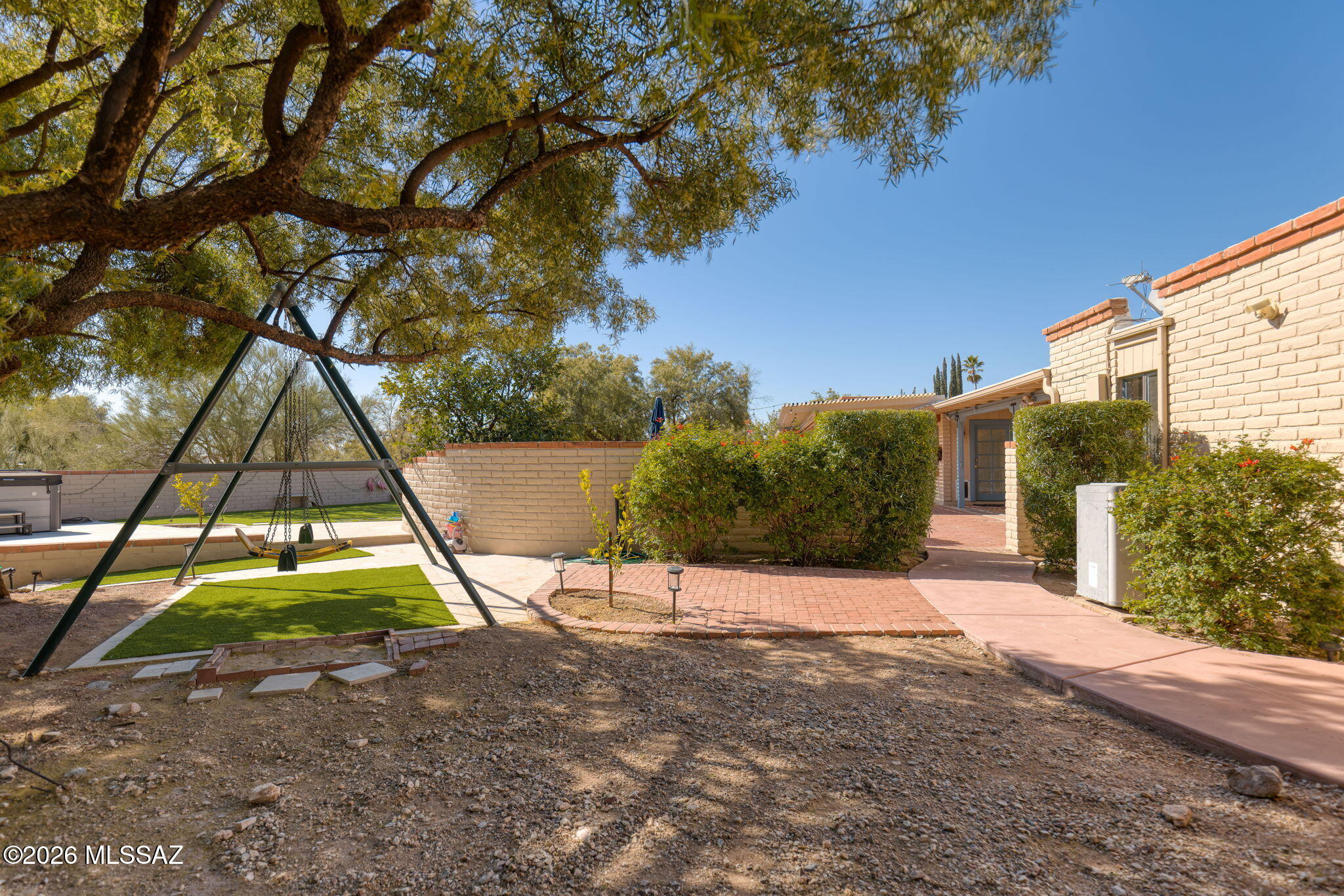 Skyline Bel Air Estates (299-333 & 347-357) - Residential