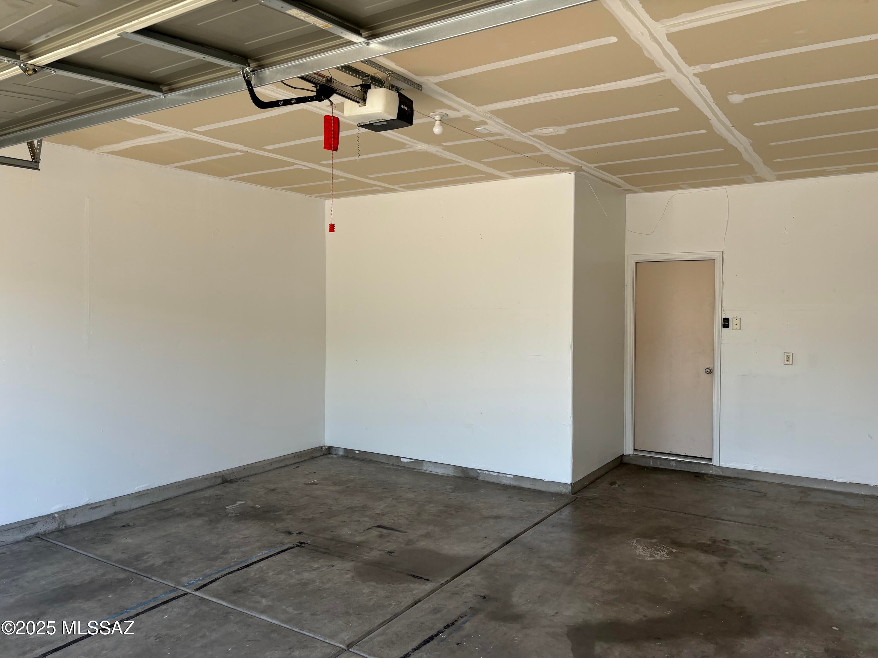 Drexel Vistas (1-89) - Residential Lease
