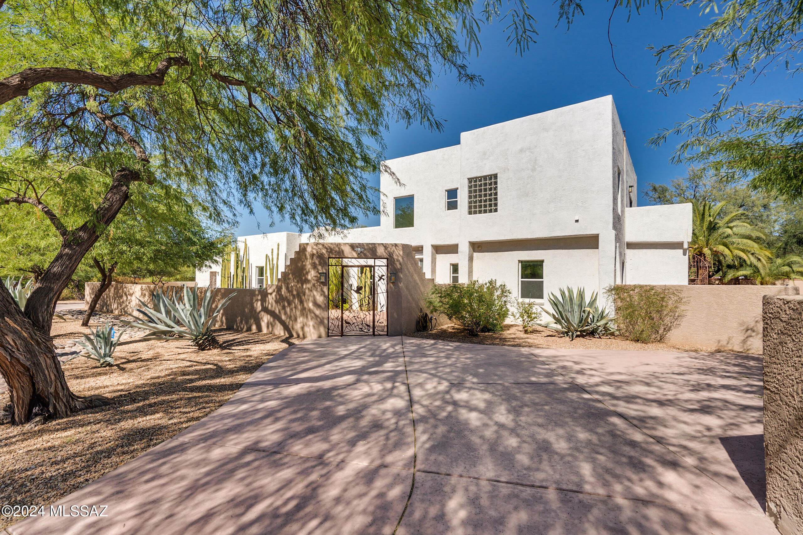 El Encanto Estates - Residential