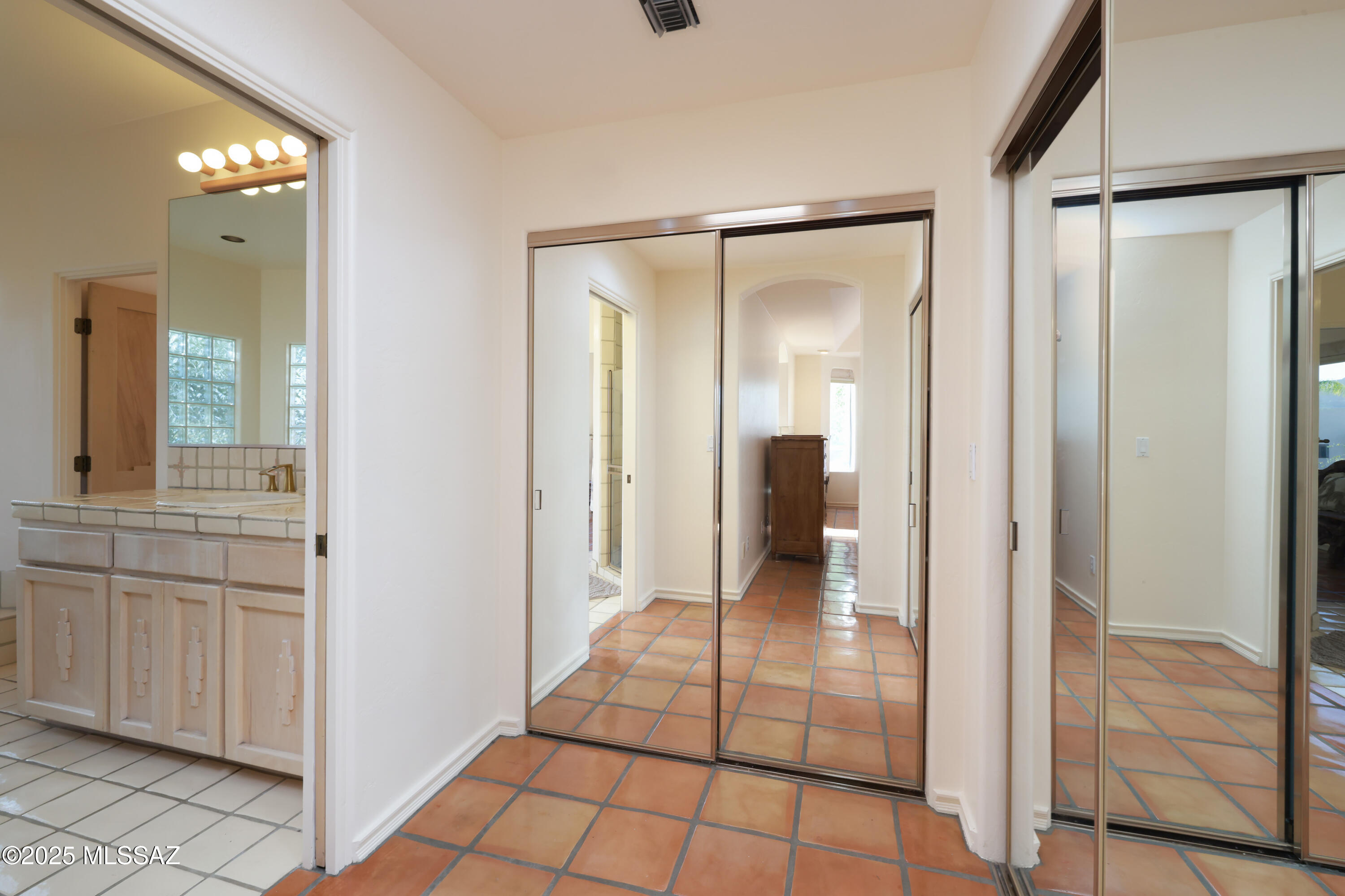 Montanas Ests - Residential