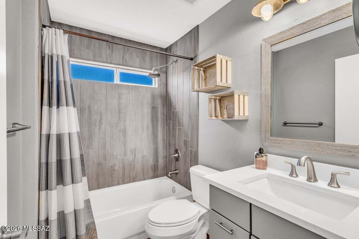New Tucson Unit NO. 27 - Residential