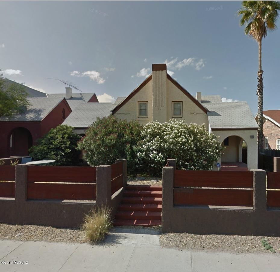 **Live Steps from U of A!** Don't miss this rare chance to rent a historic 2-story gem just minutes from campus! Featuring hardwood floors, 3 bedrooms, 2.5 baths, central A/C & heat, fenced backyard, and a spacious laundry room with storage. Walk or bike to U of A, shops, dining, UMC Hospital, bus lines, and Downtown. Perfect for anyone who wants charm, comfort, and convenience to downtown living! 
**Act fast--homes this close to campus go quick!**