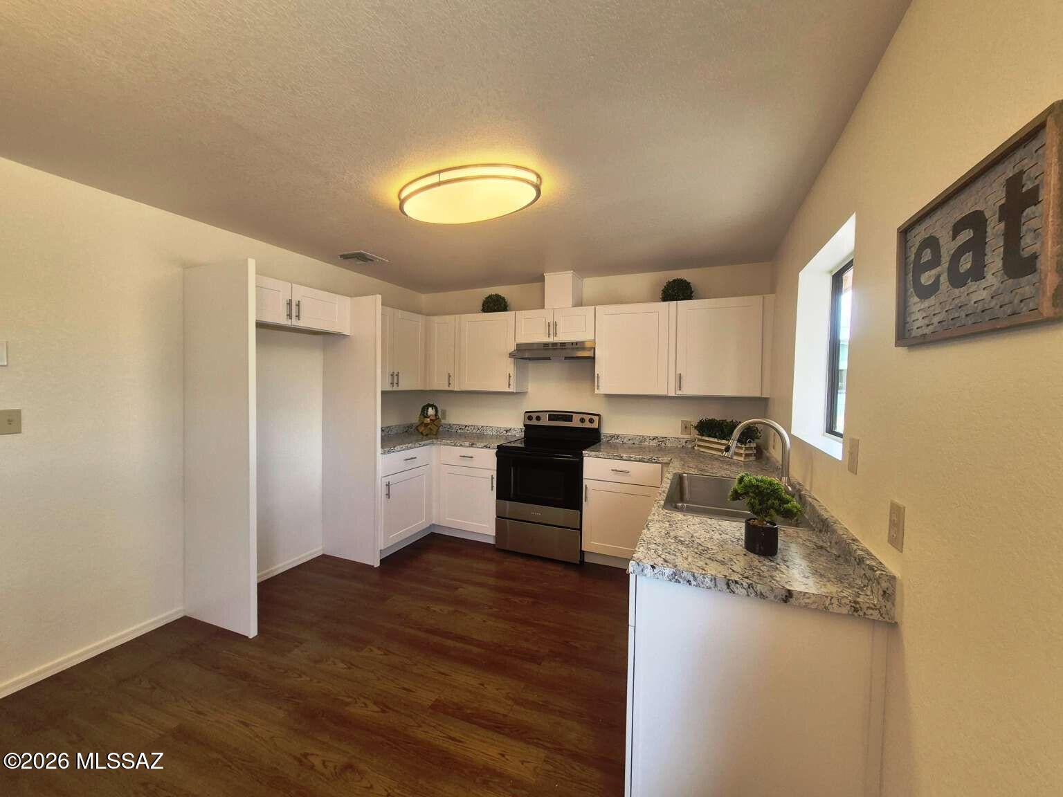 Rio Rico Villas 13 - Residential
