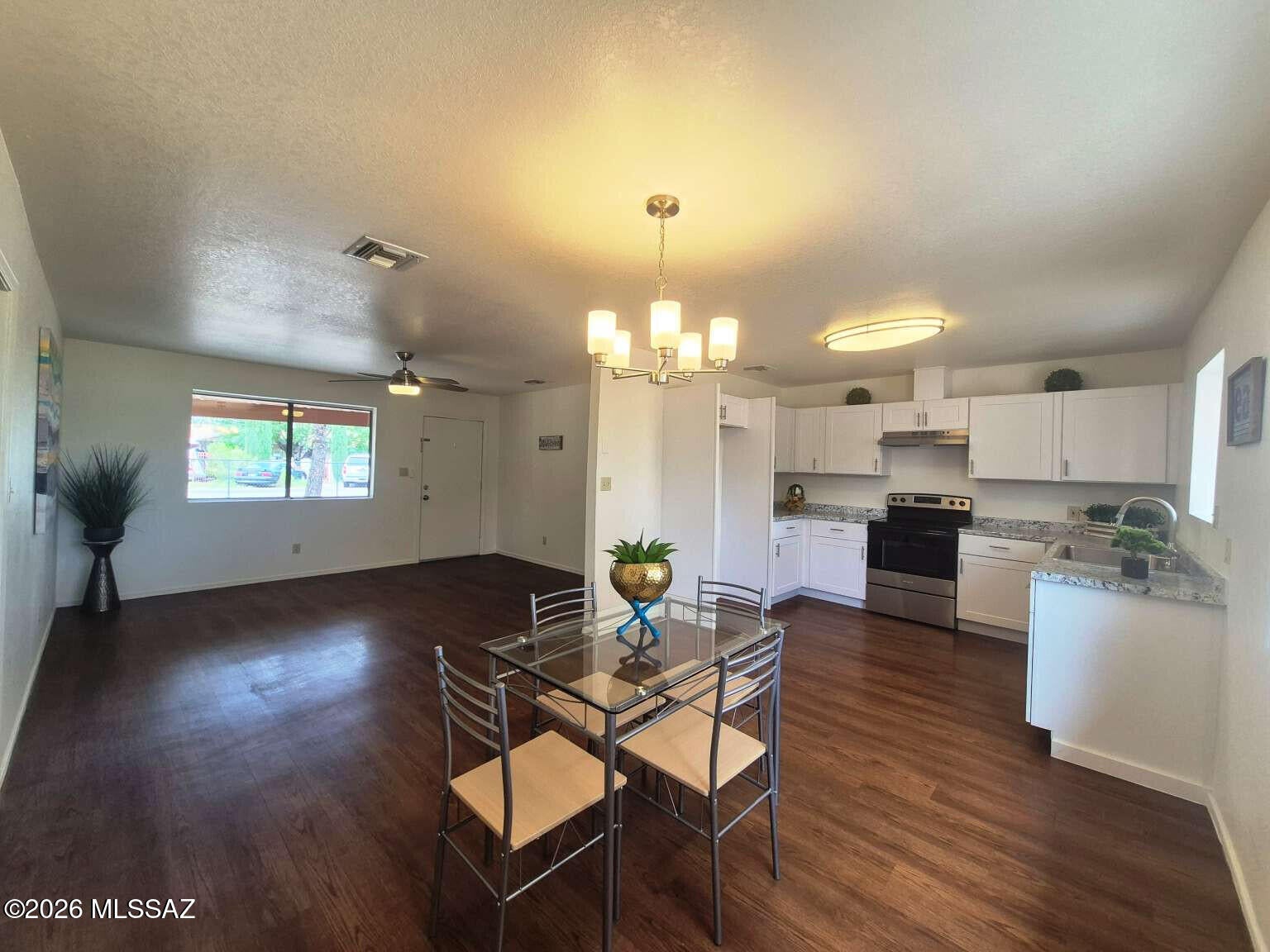 Rio Rico Villas 13 - Residential