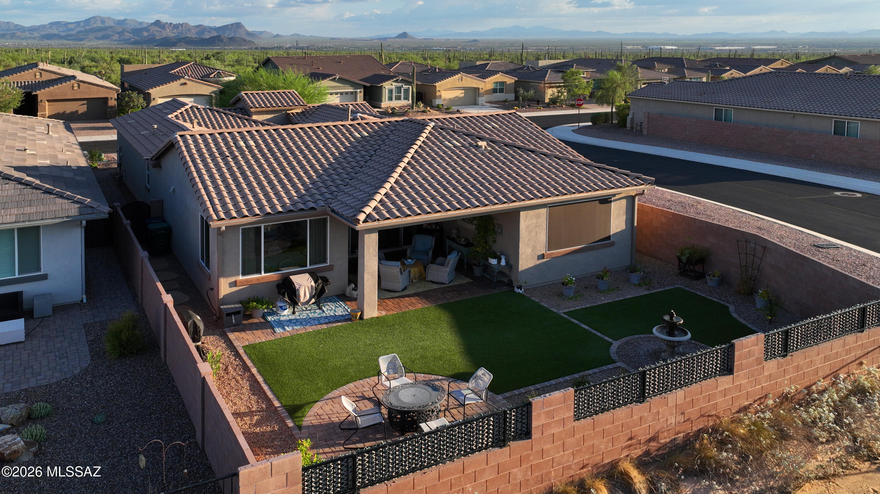 Blue Agave At Dove Mountain - Residential
