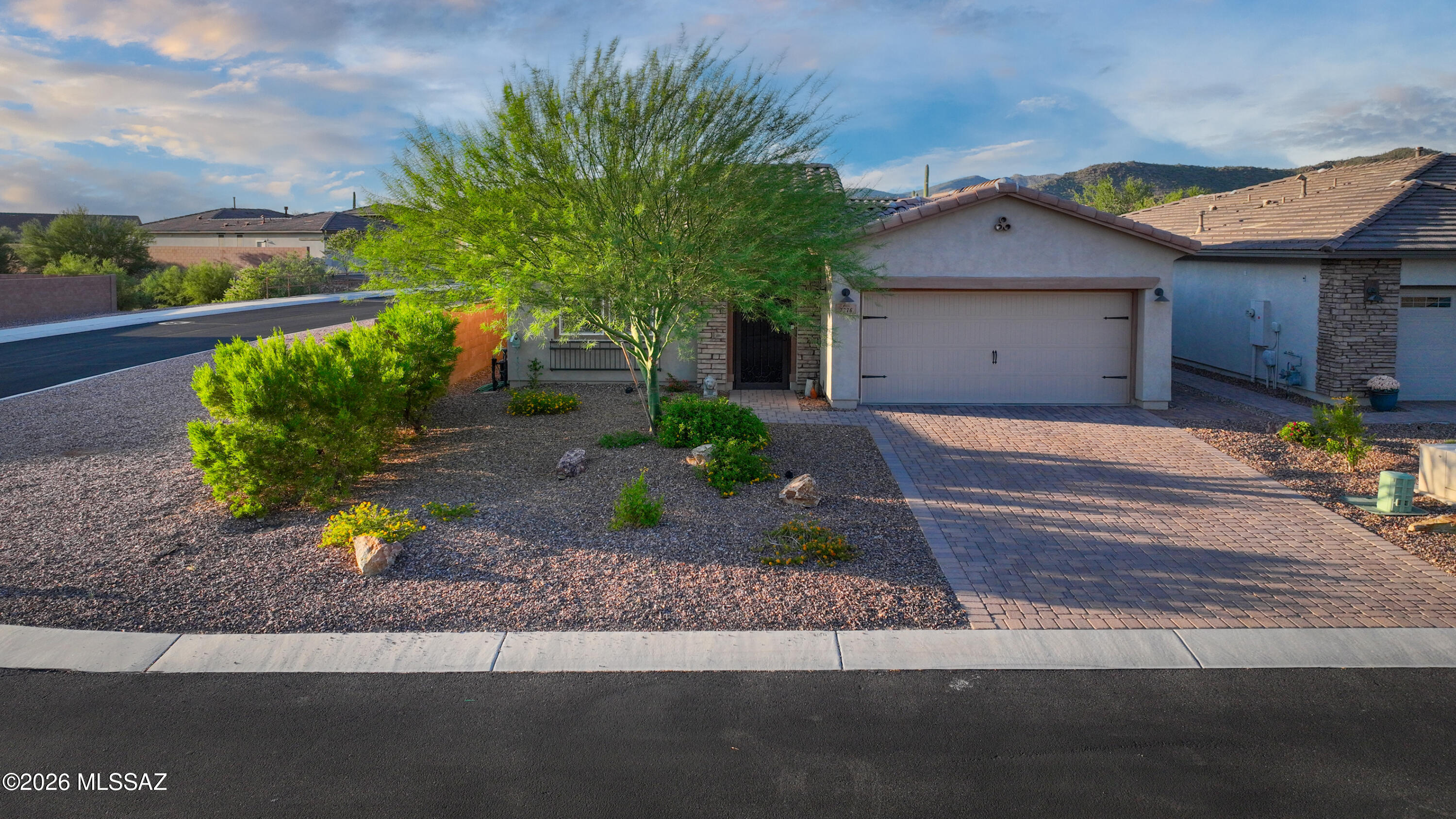 Blue Agave At Dove Mountain - Residential