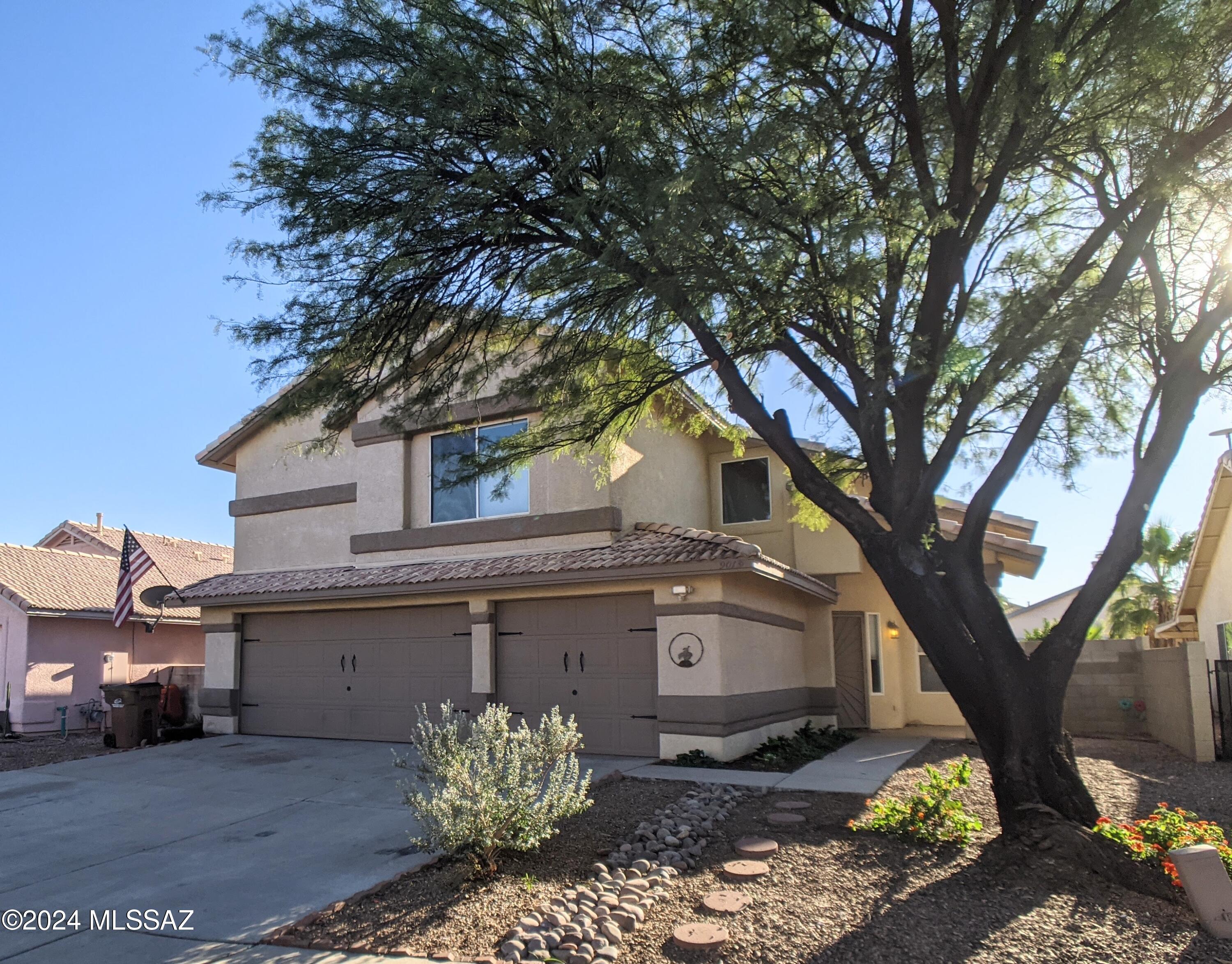 FURNISHED 4 Bedroom/3 Bath home close to I-10.
Large Game room, Family Room, Updated Kitchen, Landscaping and Trash included. Upstairs Master Suite with Deep Soaking Tub and Separate Shower,
3-car Garage for room for all your toys! WE DO FLEXIBLE LEASES! Contact Listing Broker today!