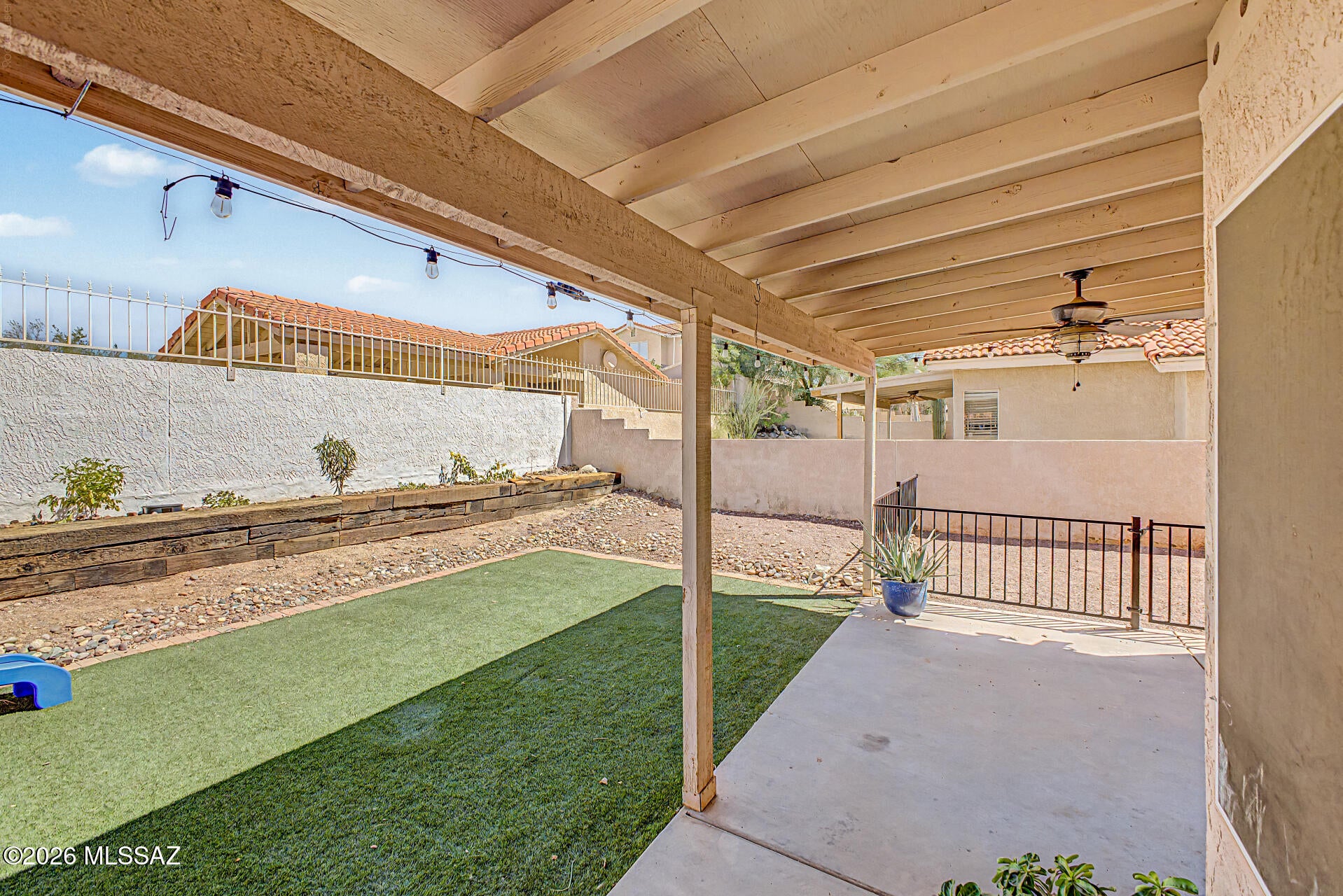 Country Highlands (1-180) - Residential