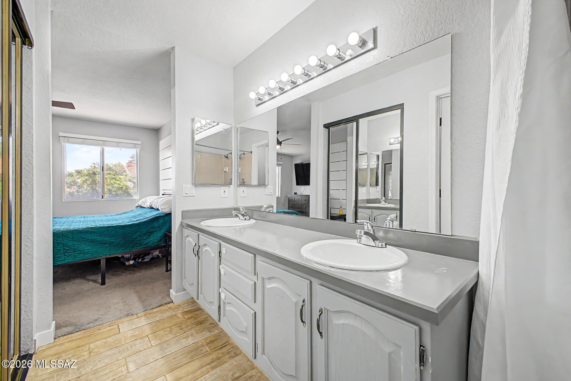 Country Highlands (1-180) - Residential