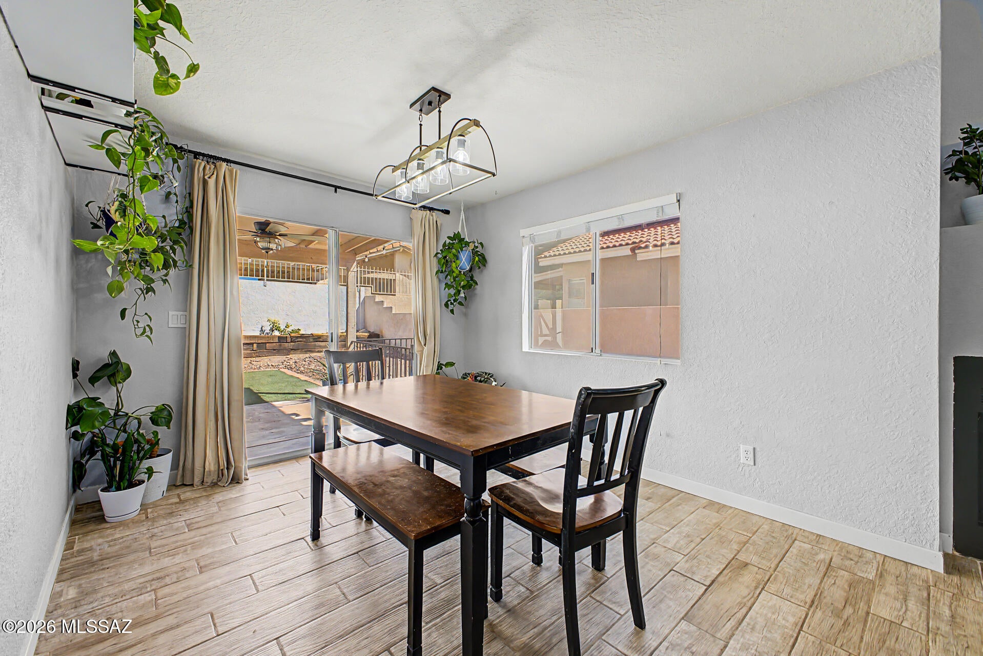 Country Highlands (1-180) - Residential