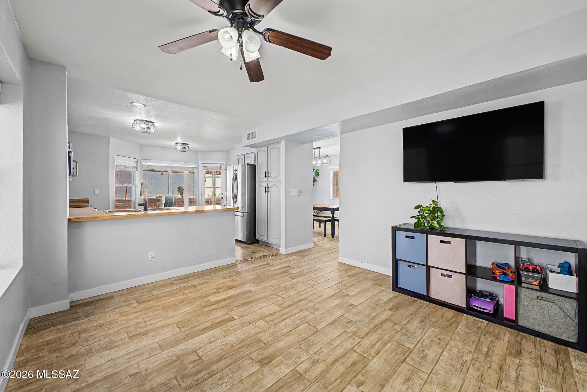 Country Highlands (1-180) - Residential