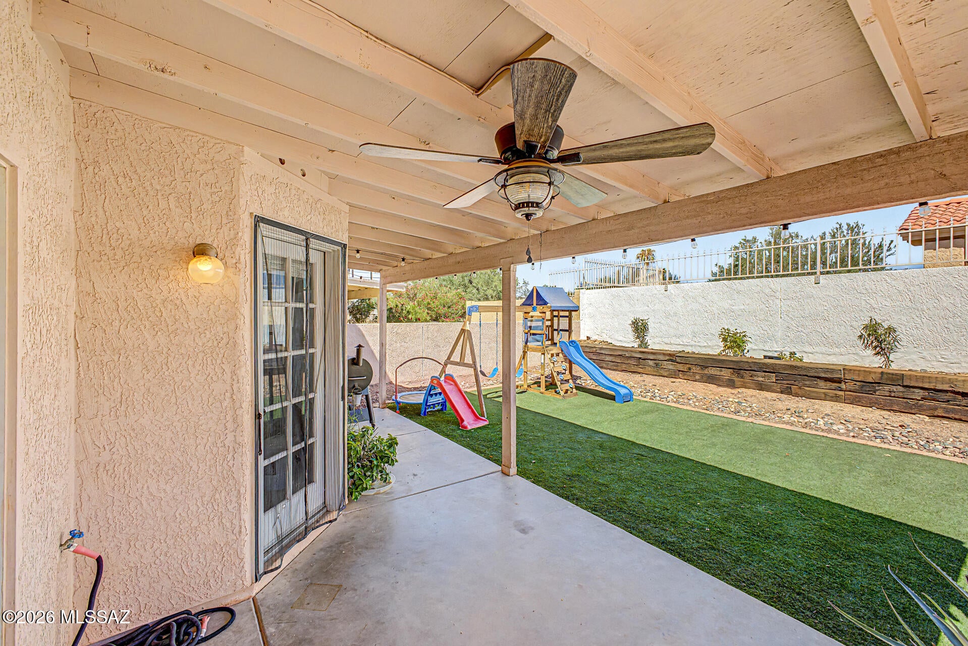 Country Highlands (1-180) - Residential