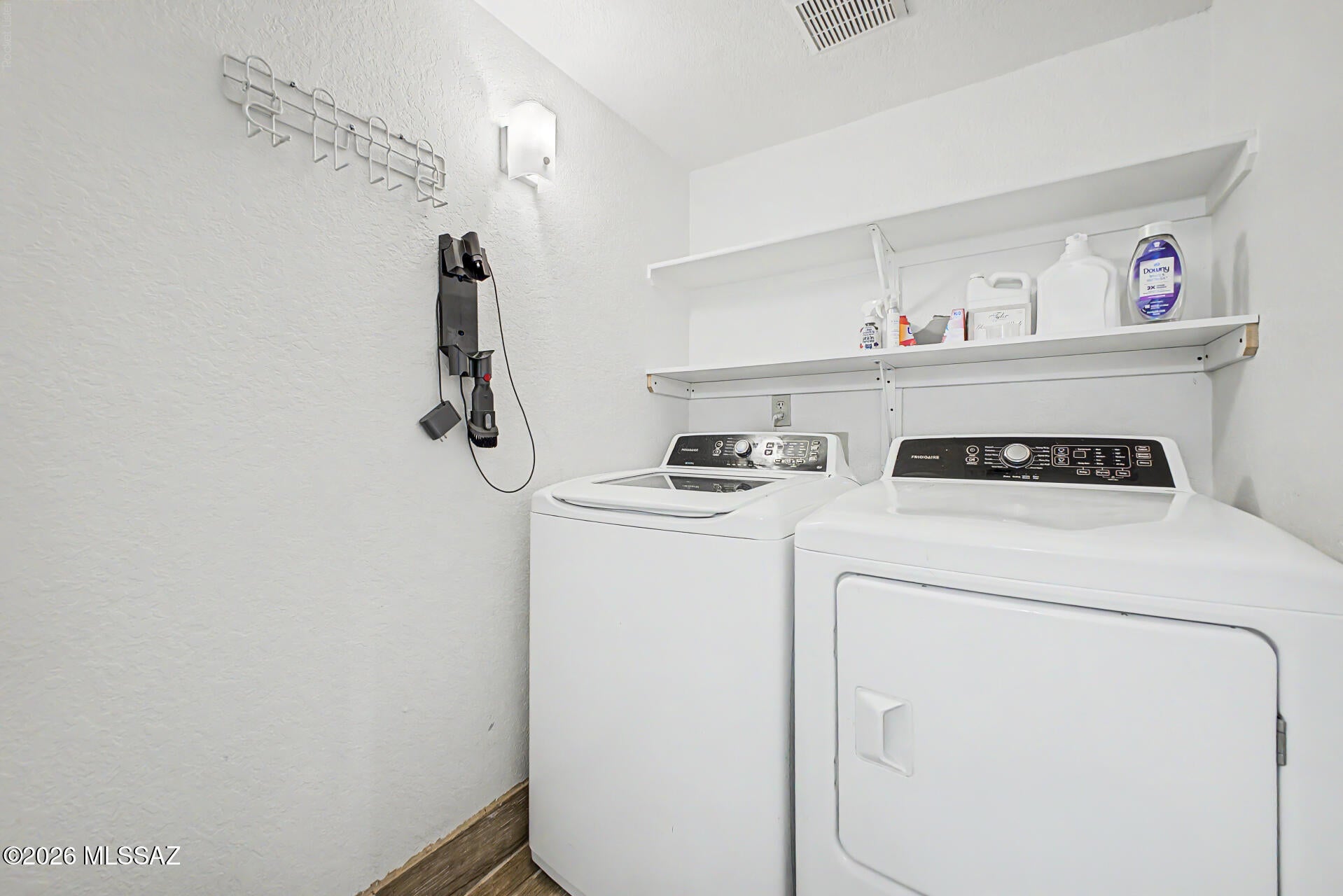 Country Highlands (1-180) - Residential