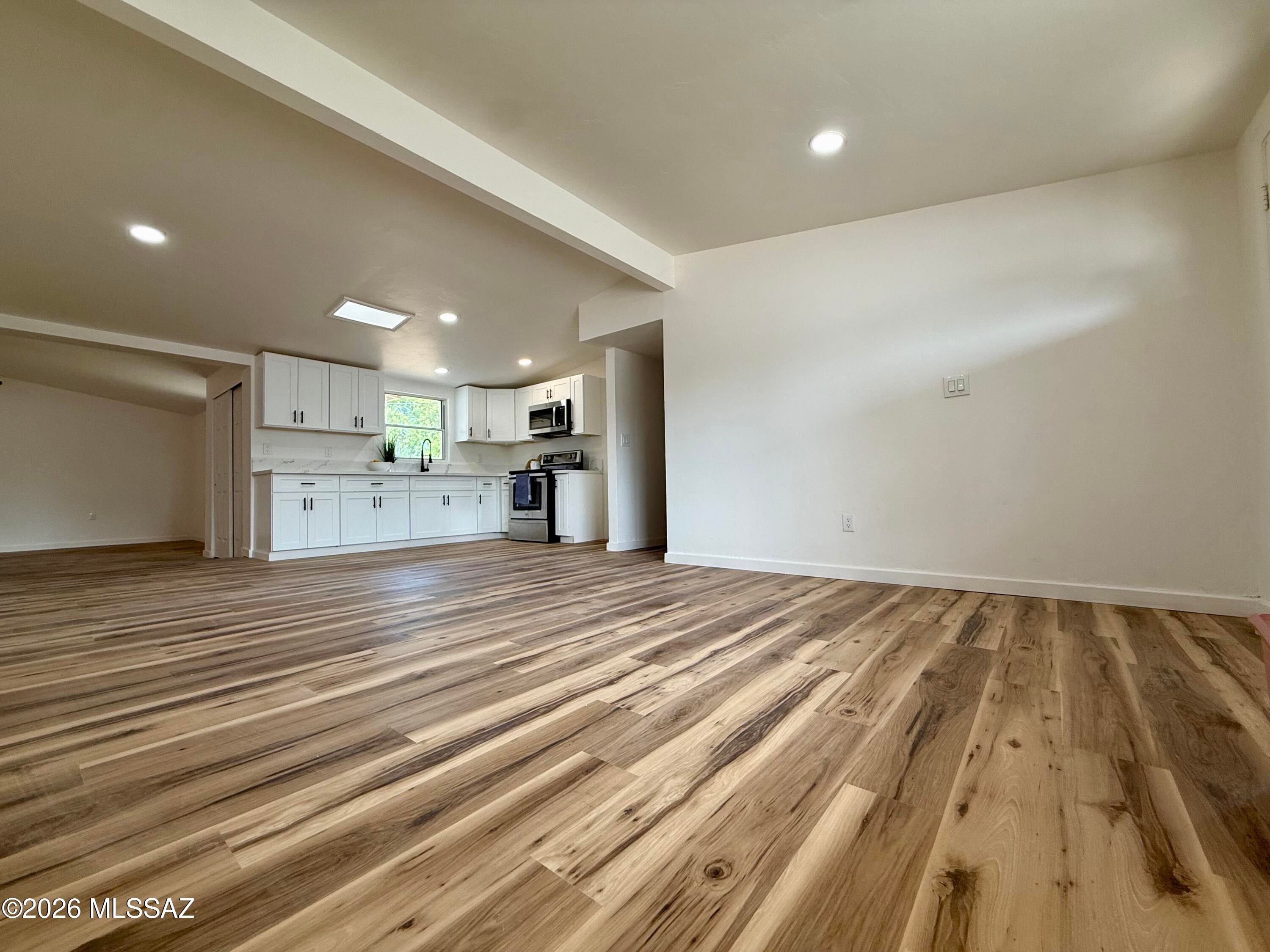 Park El Monte - Residential
