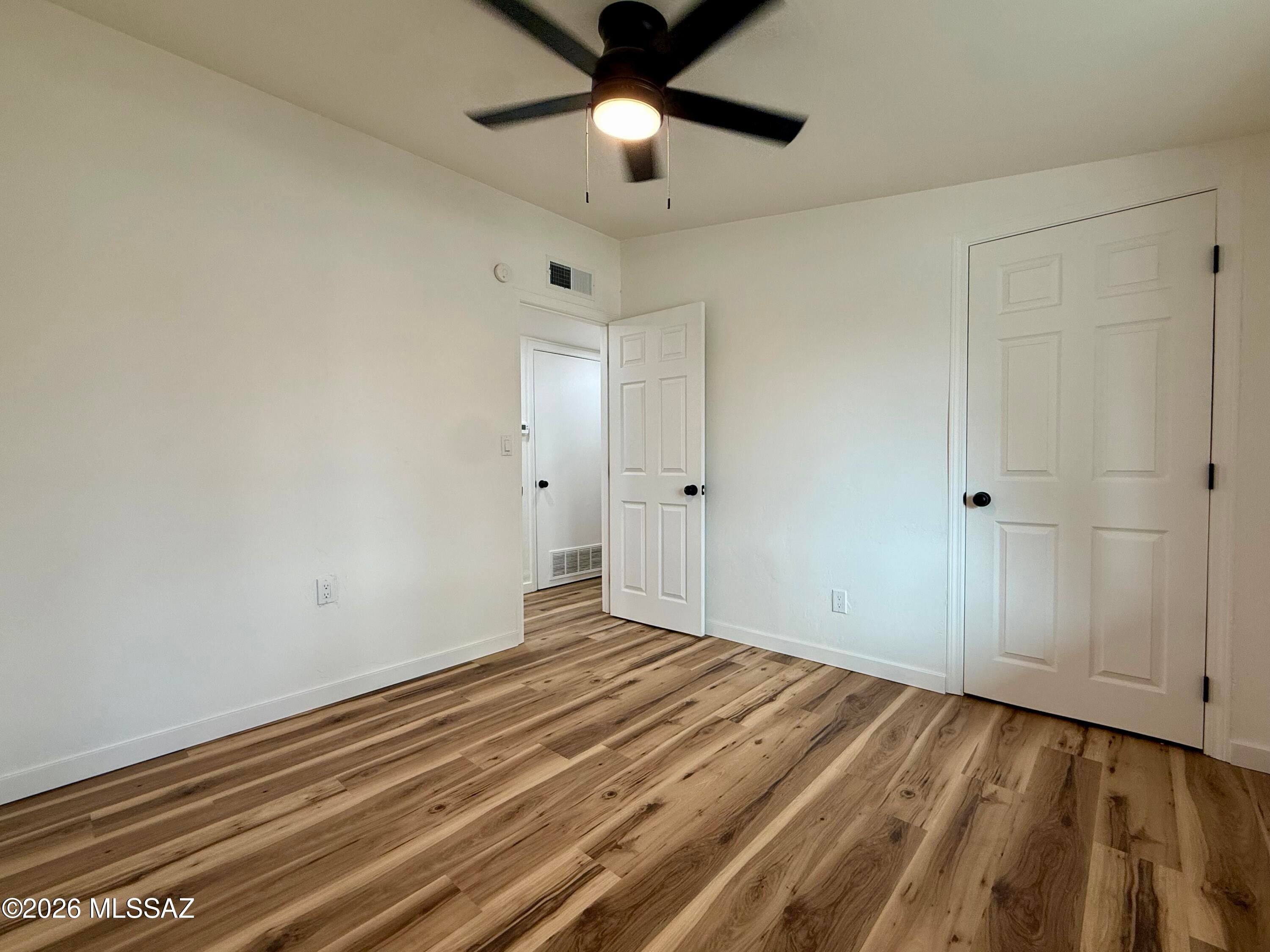 Park El Monte - Residential