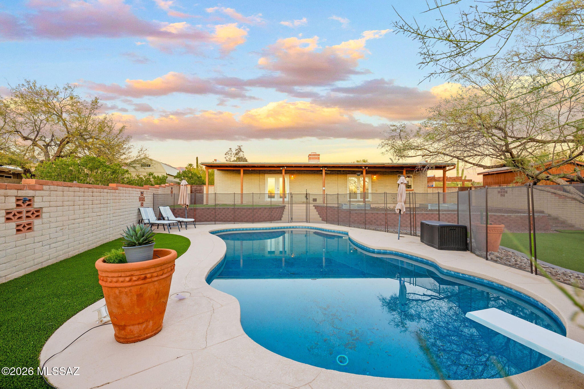 Rinconada Hills  (1-115) - Residential