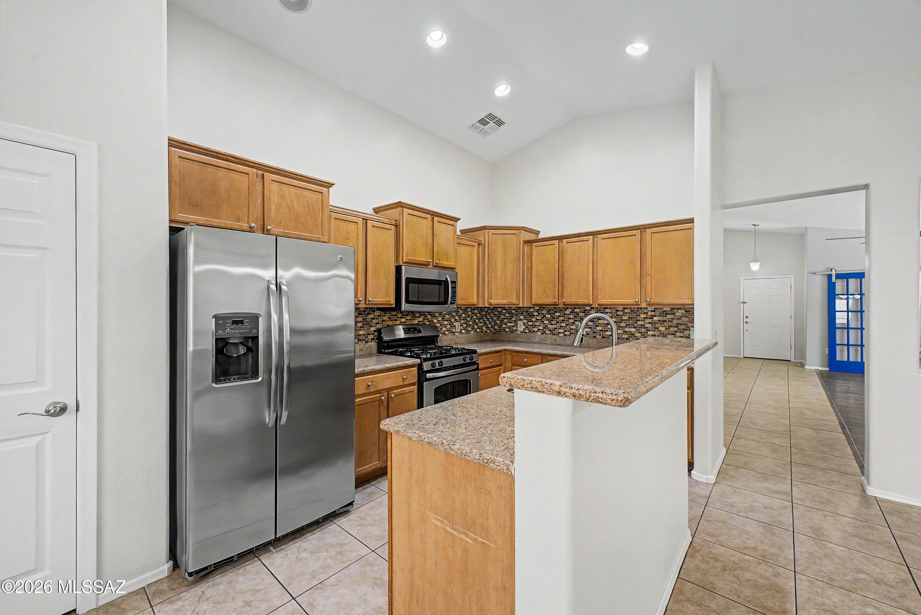 Somerset Canyon Neighborhood 10, Par. X,Y - Residential Lease