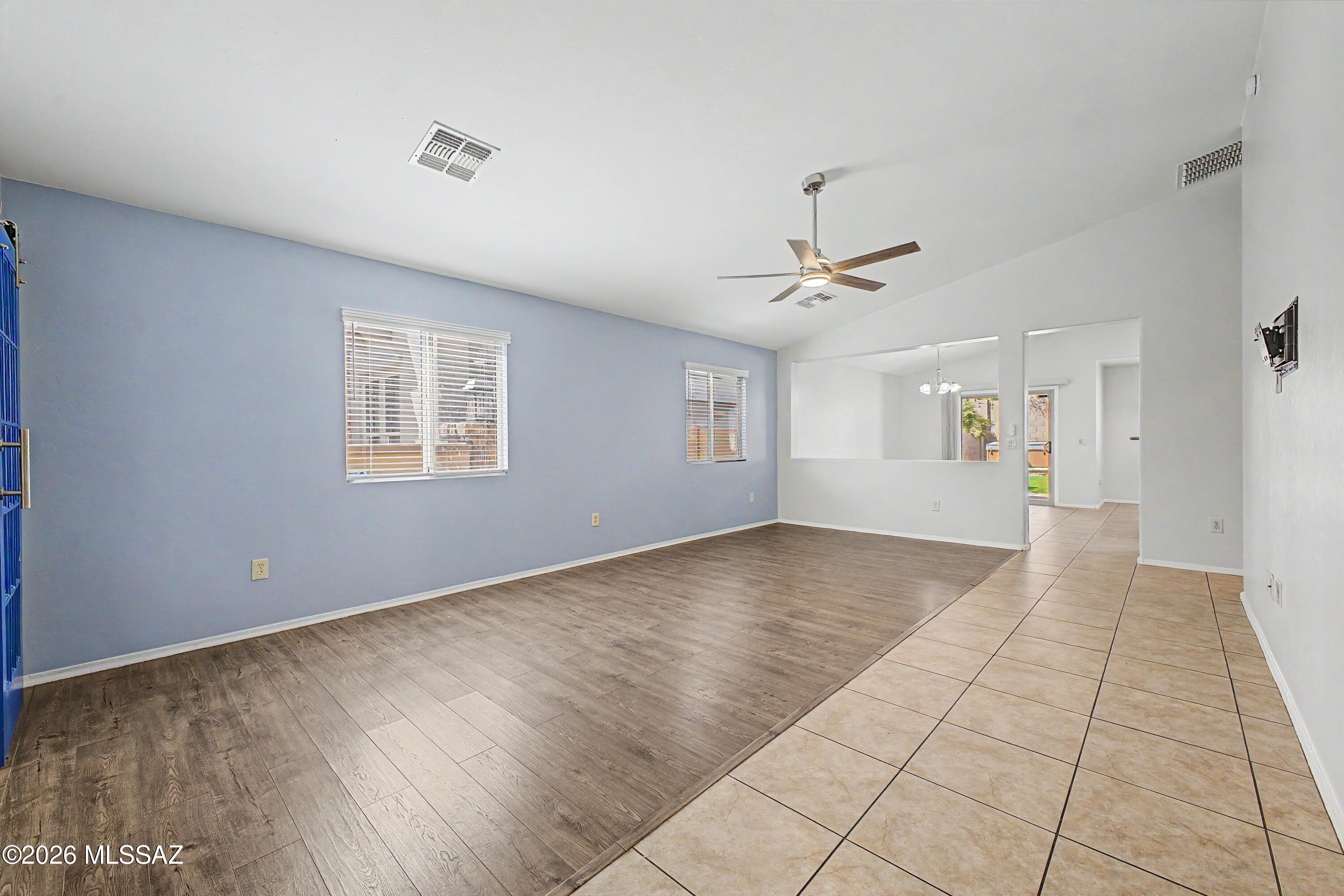 Somerset Canyon Neighborhood 10, Par. X,Y - Residential Lease